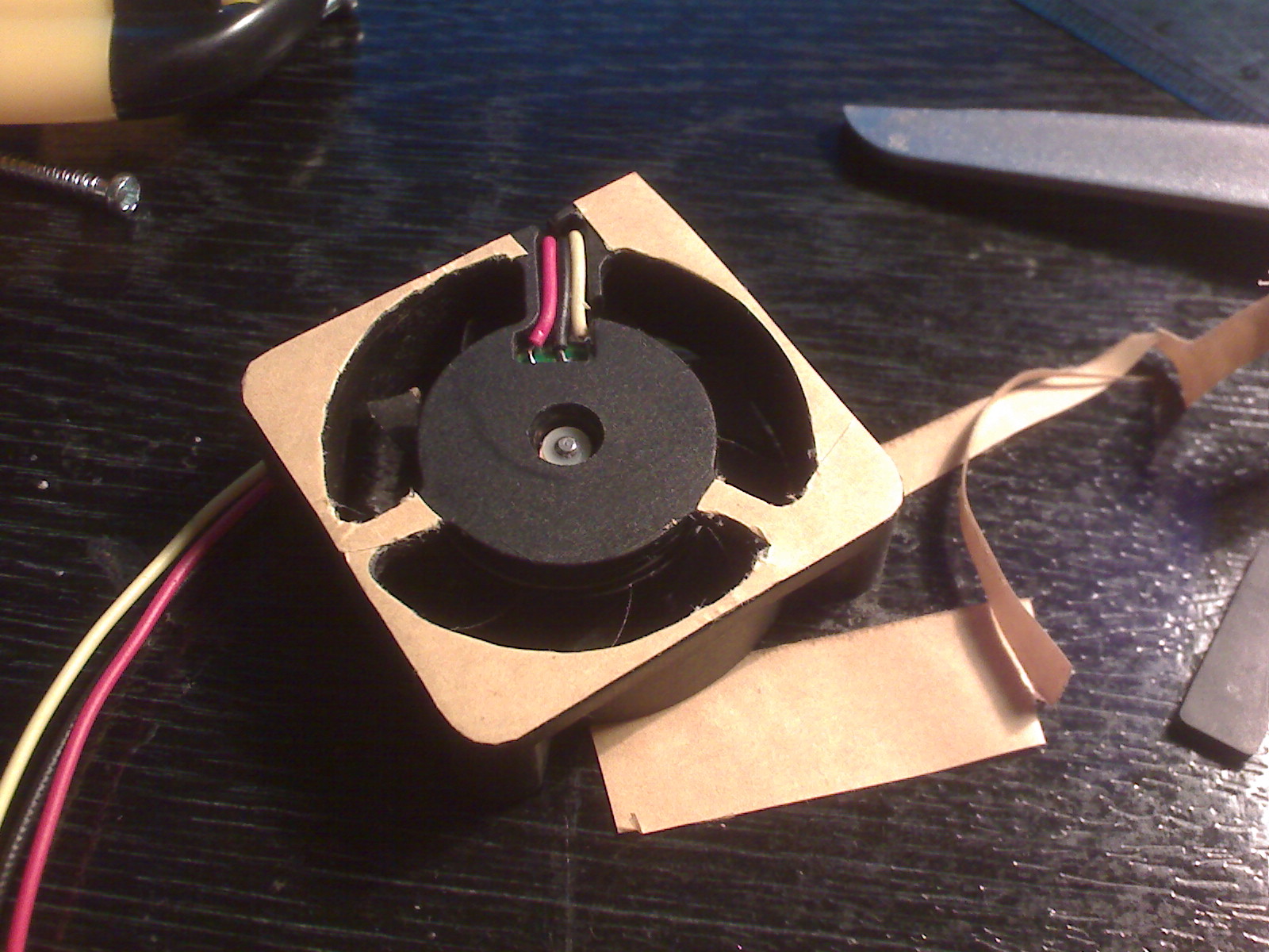 Adsl Modem Cooling Fan Mod 5 Steps Instructables