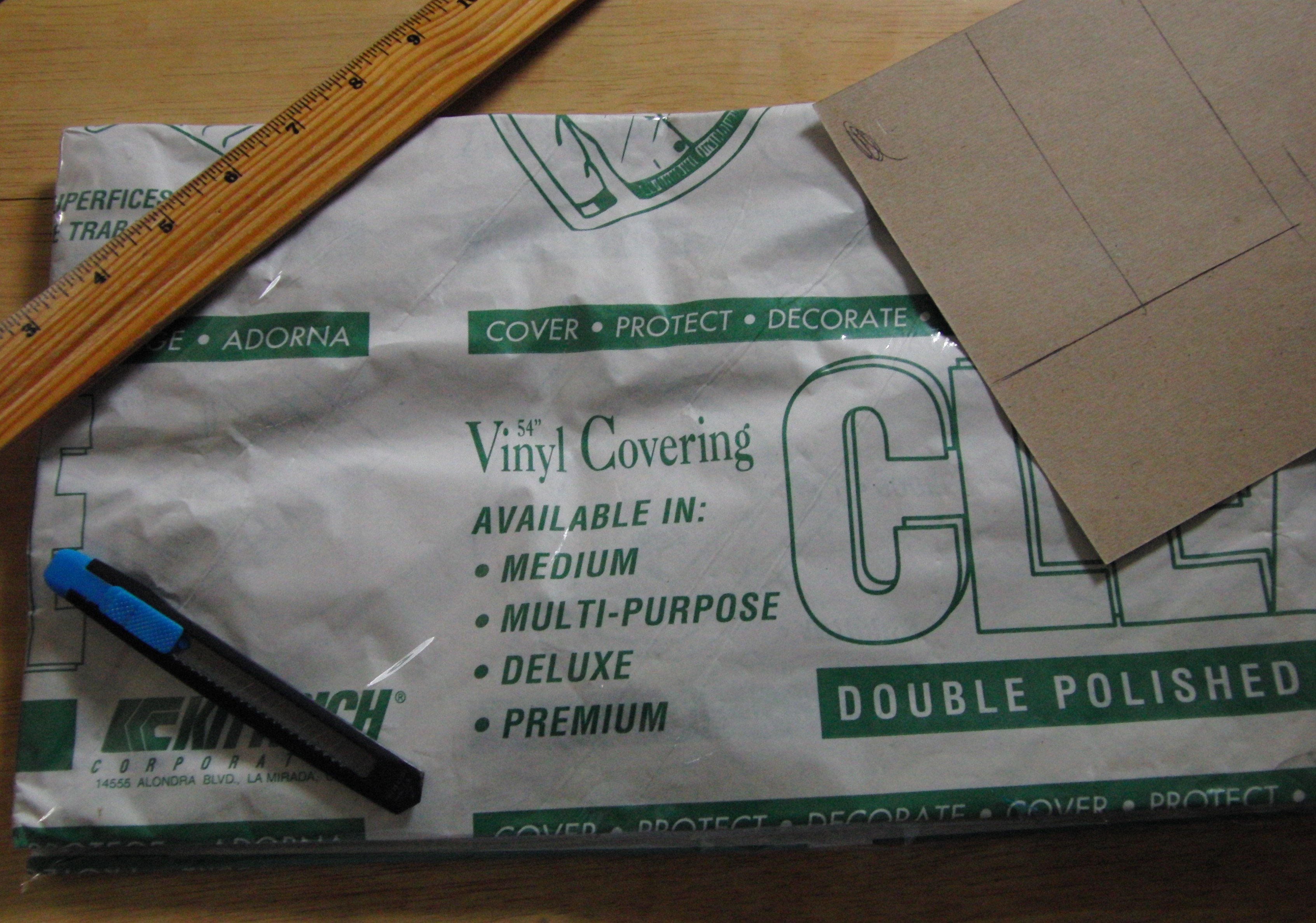 How to Make Your Own Screen Protector (for Less Than a Nickel!) 4