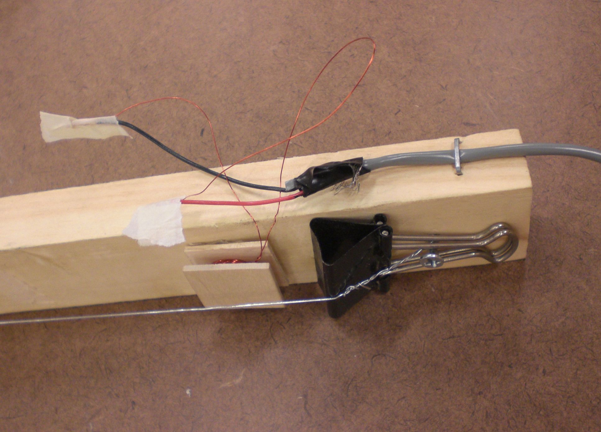 How to Make a Simple Electric Guitar 6 Steps (with Pictures
