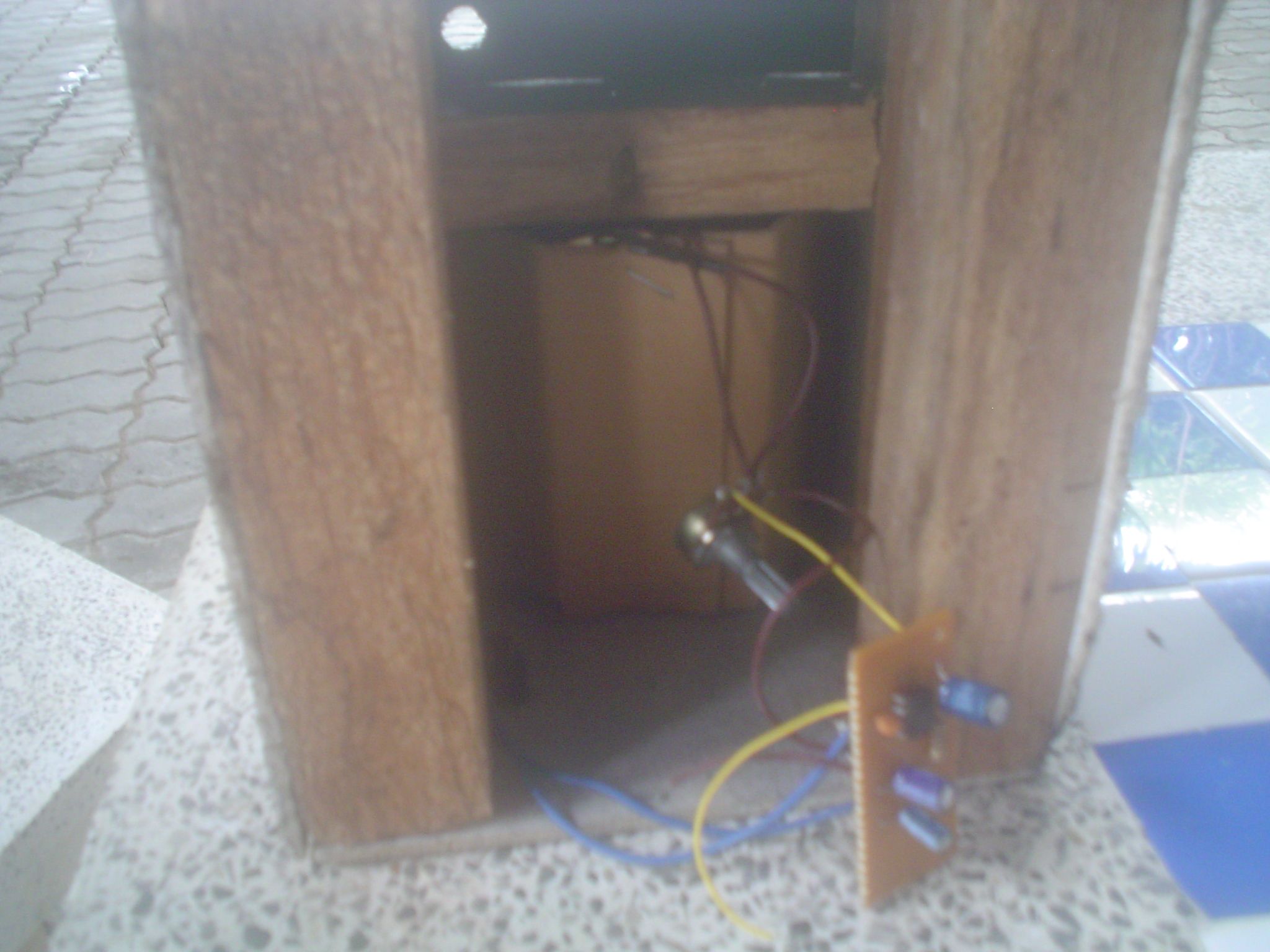 How to Make a Guitar Amp (Cheap)!!! 6 Steps Instructables