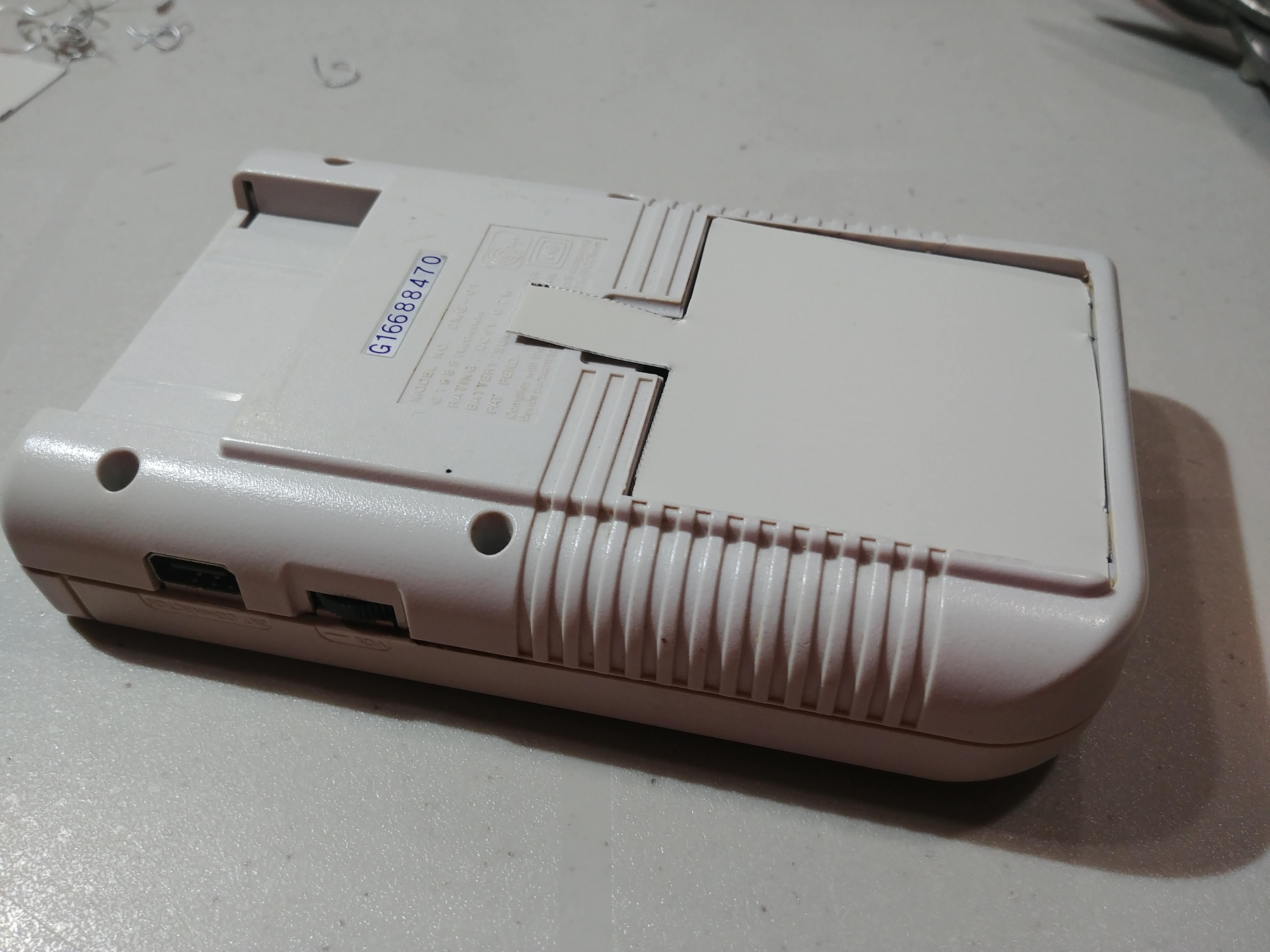 Replacement Remote Control Battery Cover 5 Steps Instructables