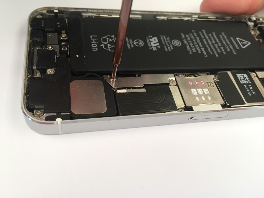 Iphone 5s 5c Battery Replacement How To 9 Steps With Pictures Instructables