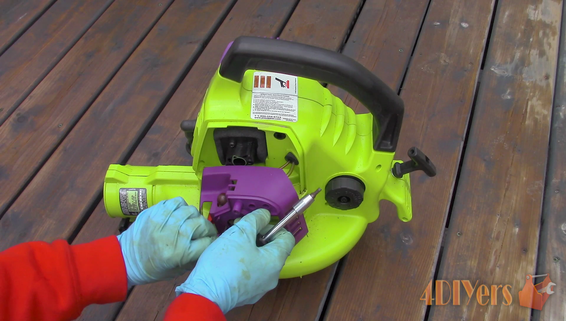 How to Clean a 2 Stroke Carburetor on a Leaf Blower 4 Steps (with