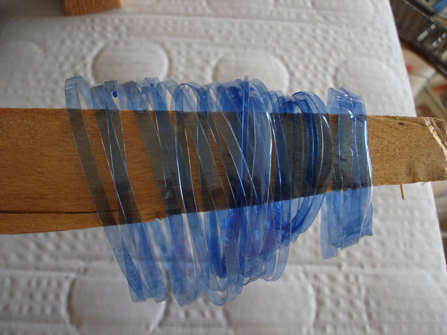 Portable Device to Turn Plastic Bottles Into Rope 4 Steps (with