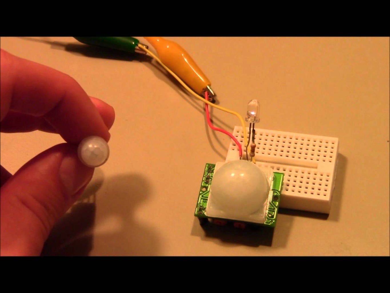 Arduino and PIR Sensor Interface : 4 Steps - Instructables