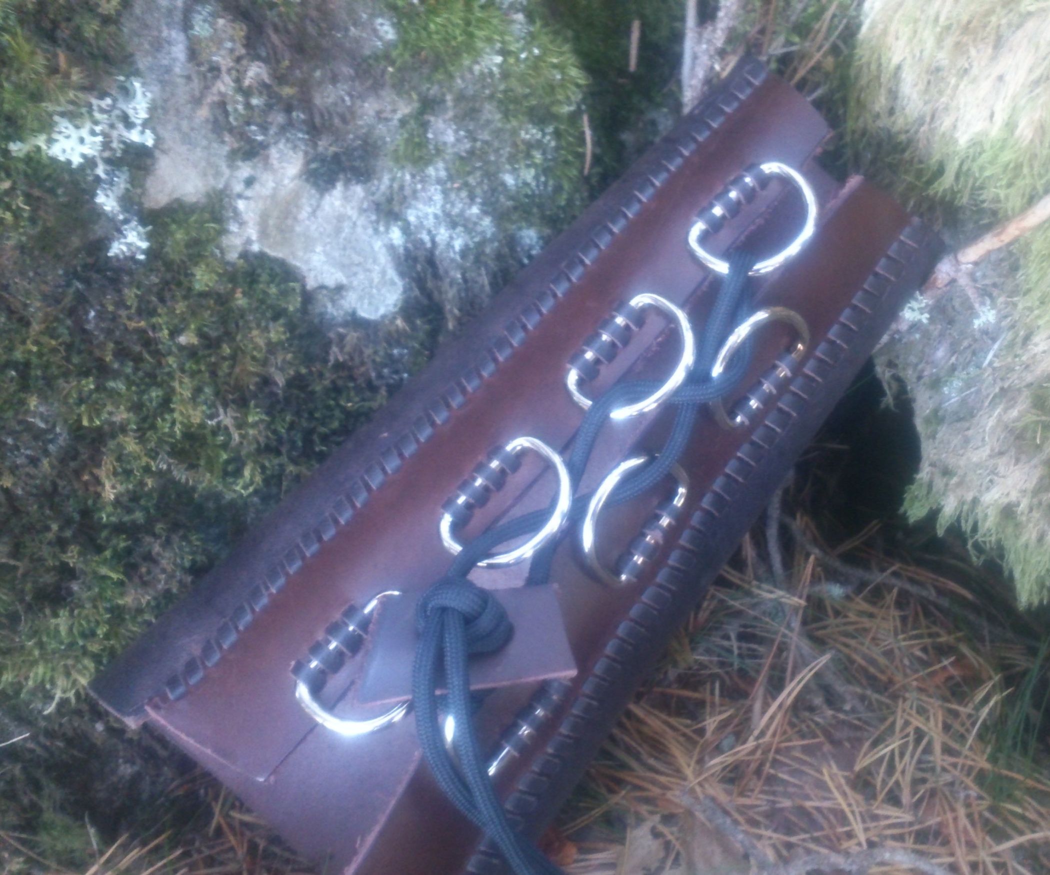 Leather Arm Guard 5 Steps (with Pictures) Instructables