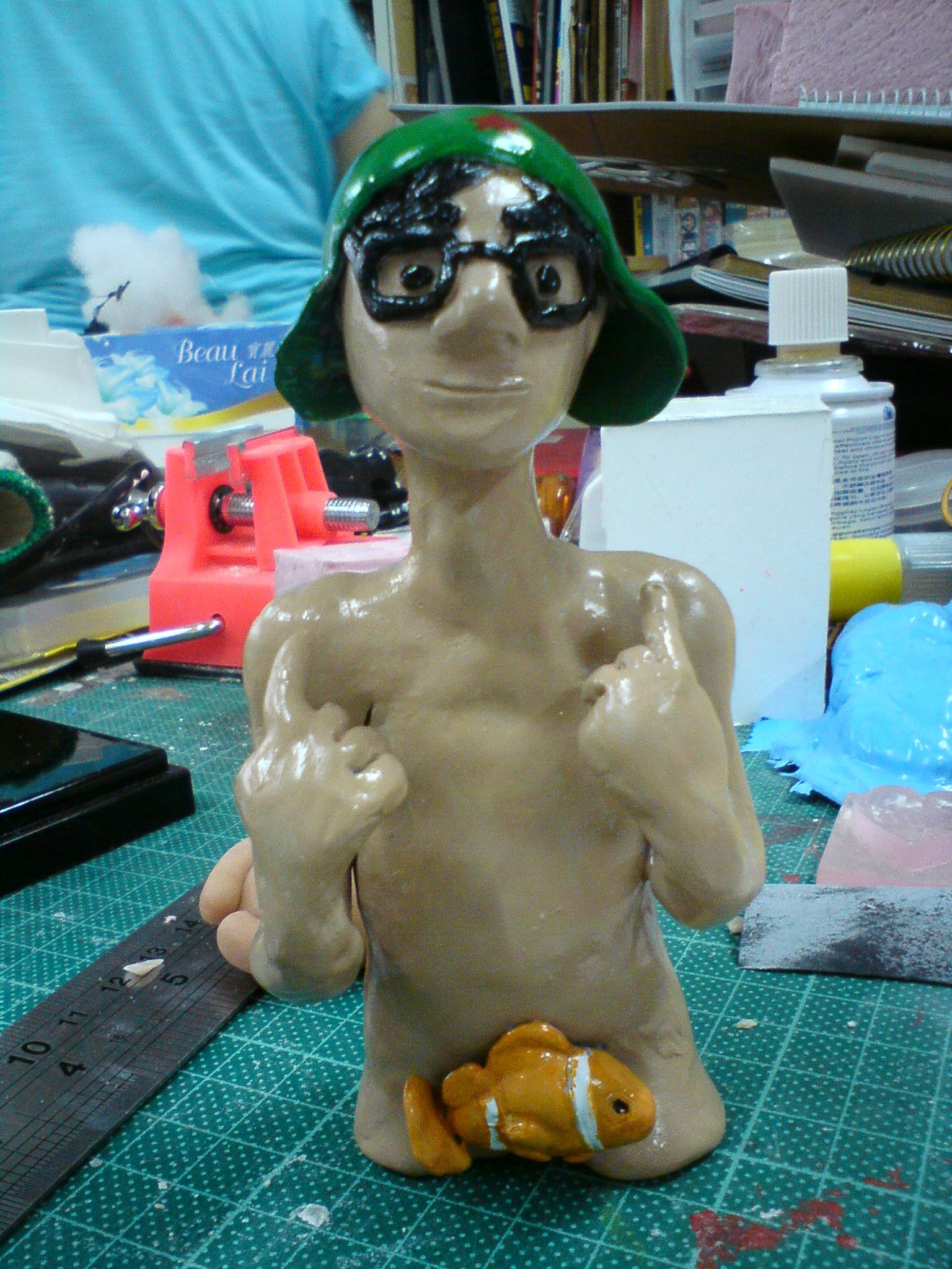 DIY guide for Valentine's day special- modeling your lover's figure with step-by-step instructions