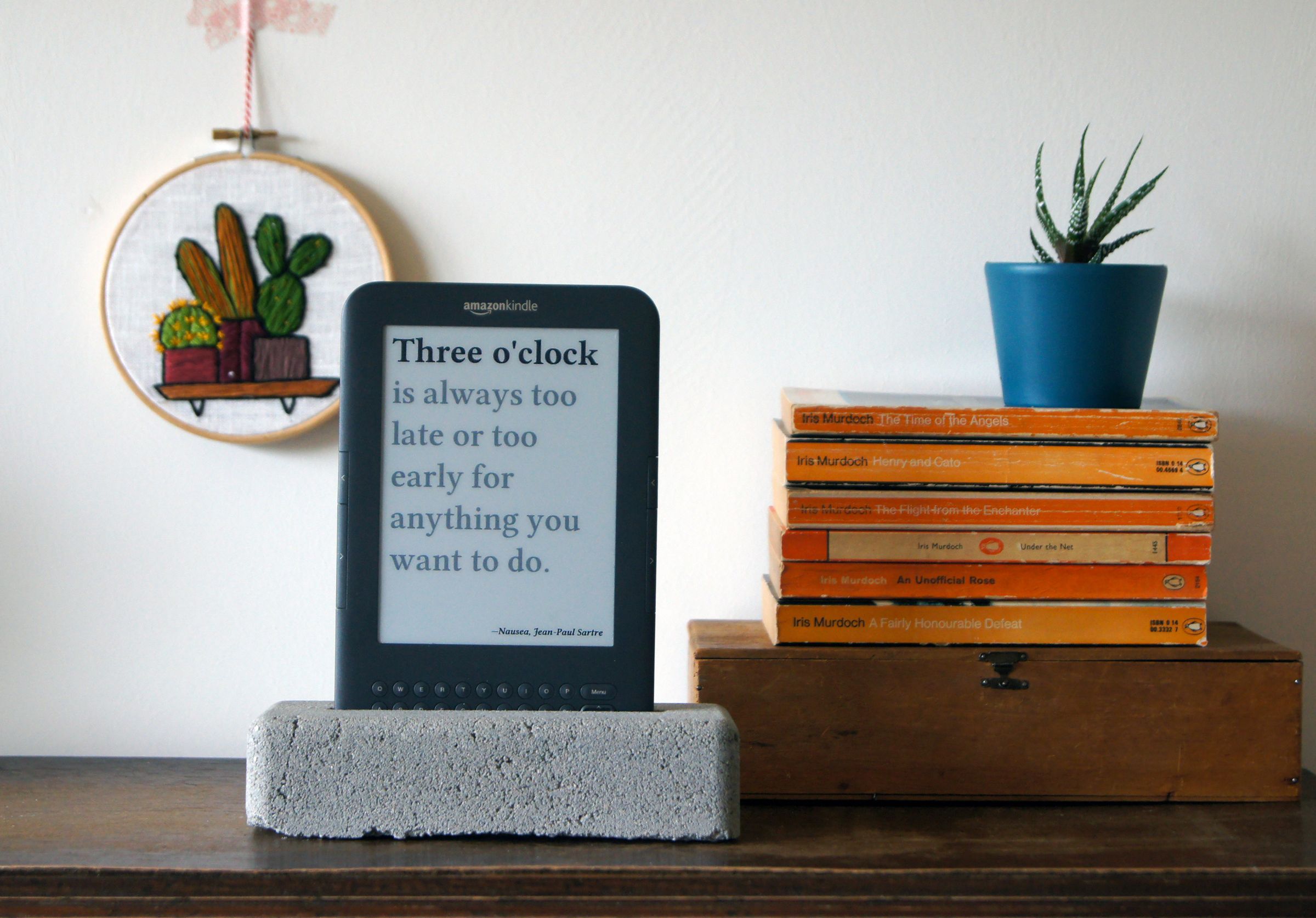 Literary Clock Made From Ereader 6 Steps (with Pictures) Instructables