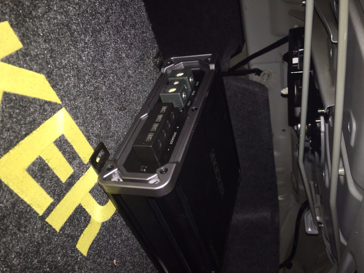 How to Hook Up an Amp to Subwoofers 11 Steps (with Pictures) Instructables