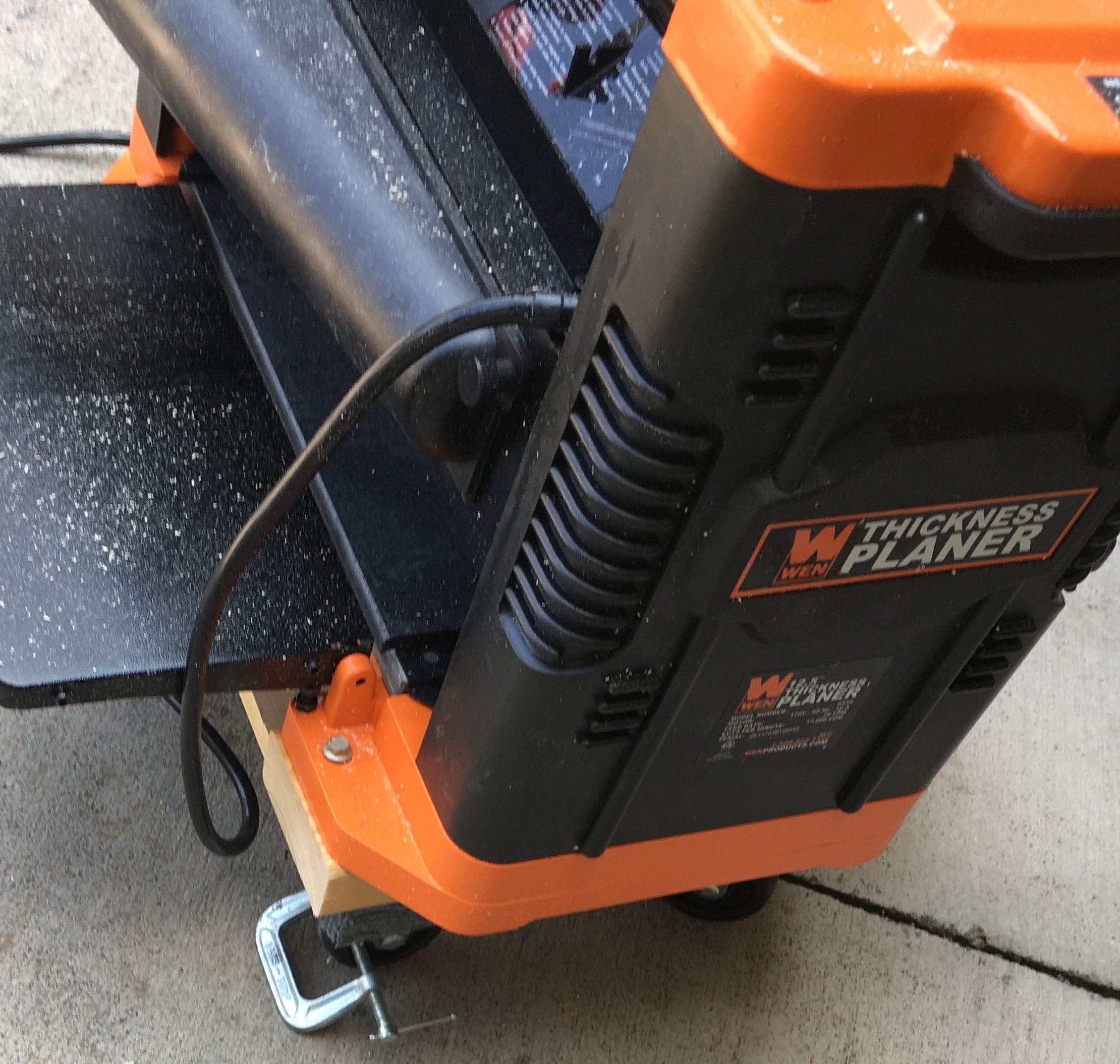 DIY guide for Cheap Easy Rolling Planer Stand with step-by-step instructions