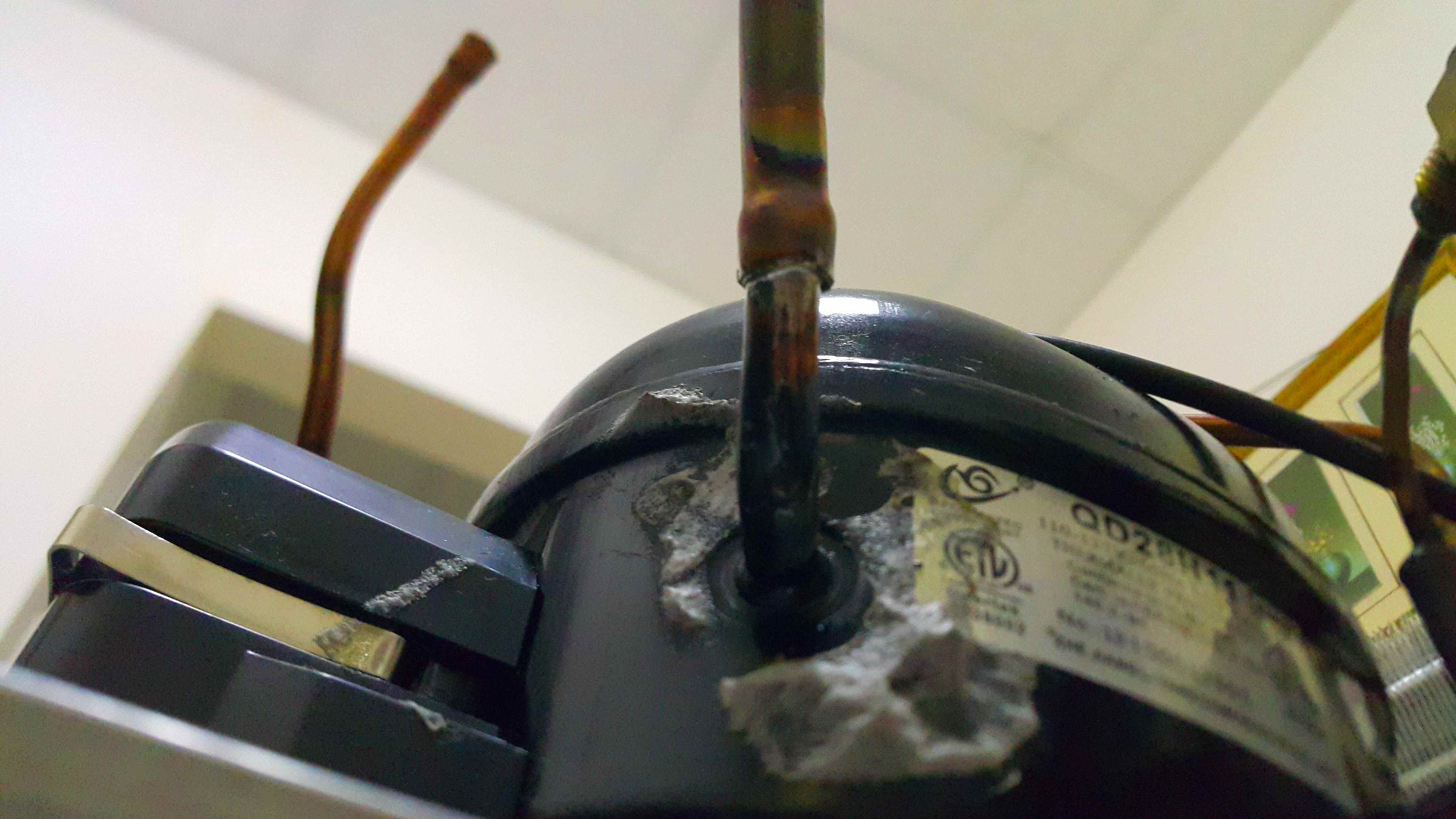 Repairing a Broken Refrigerant Line. 7 Steps (with Pictures