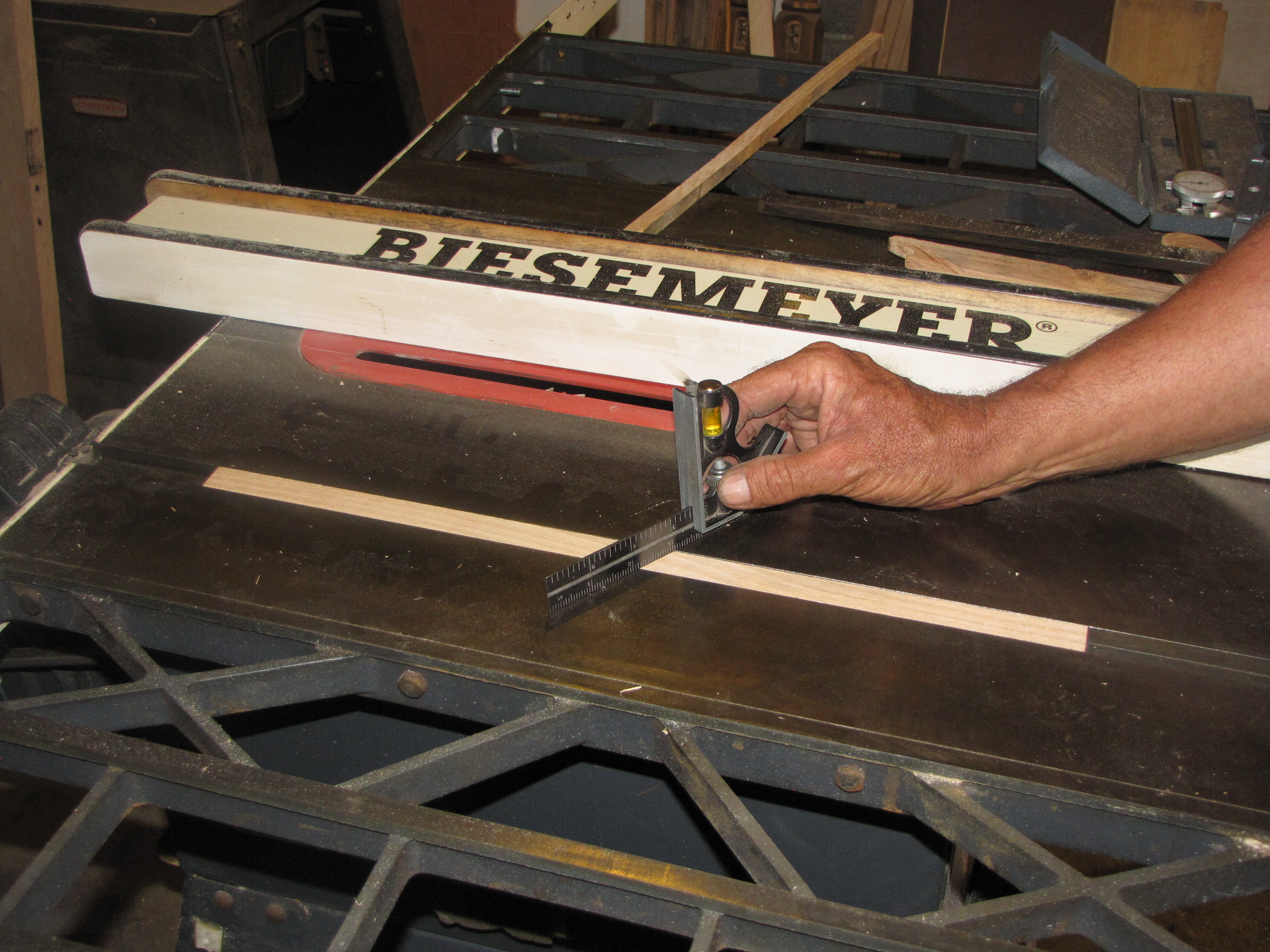 Circle Cutting Jig for Table Saw 10 Steps (with Pictures) Instructables