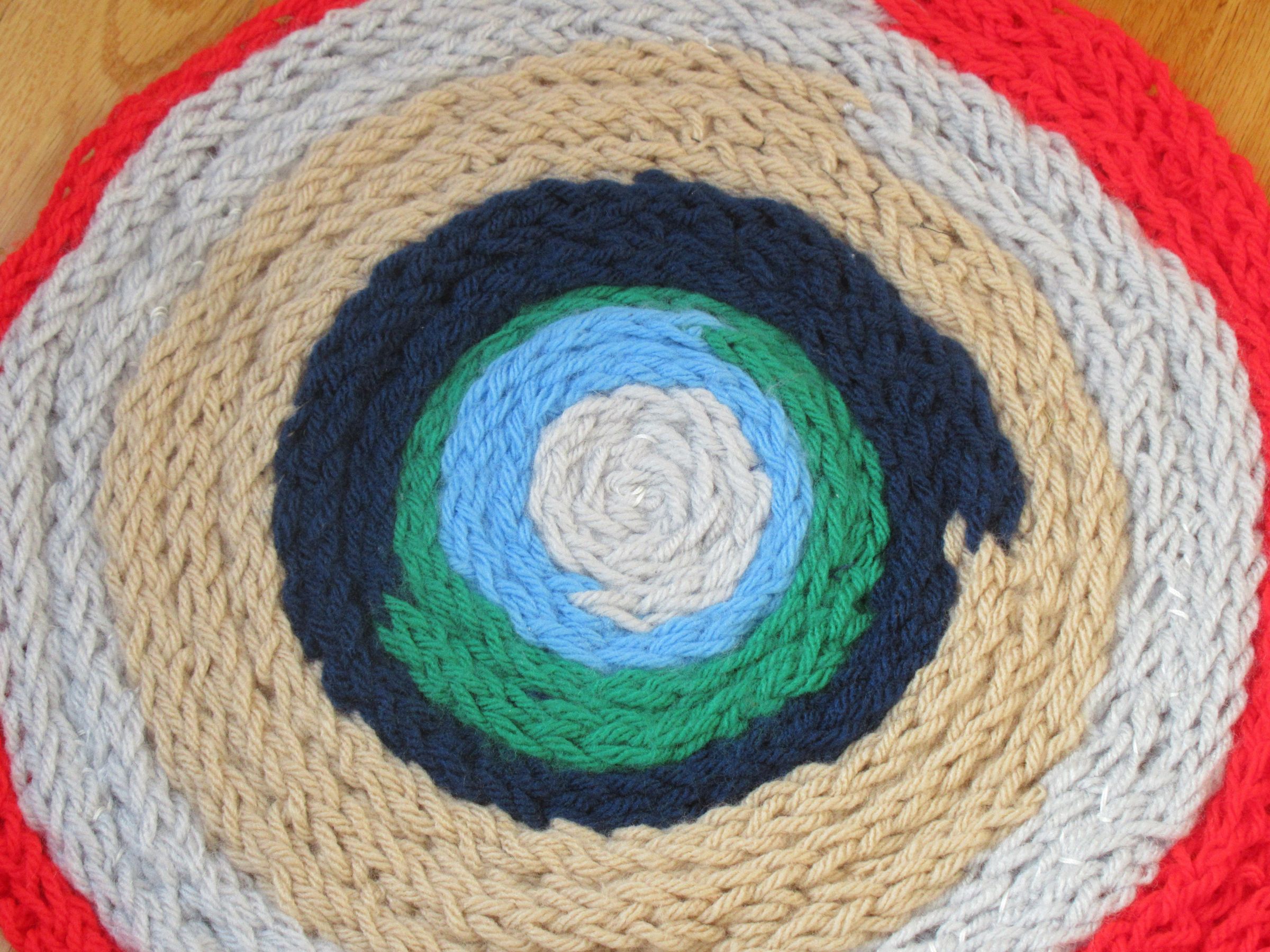 How to Make Your Own French Knitted Rug 9 Steps (with Pictures