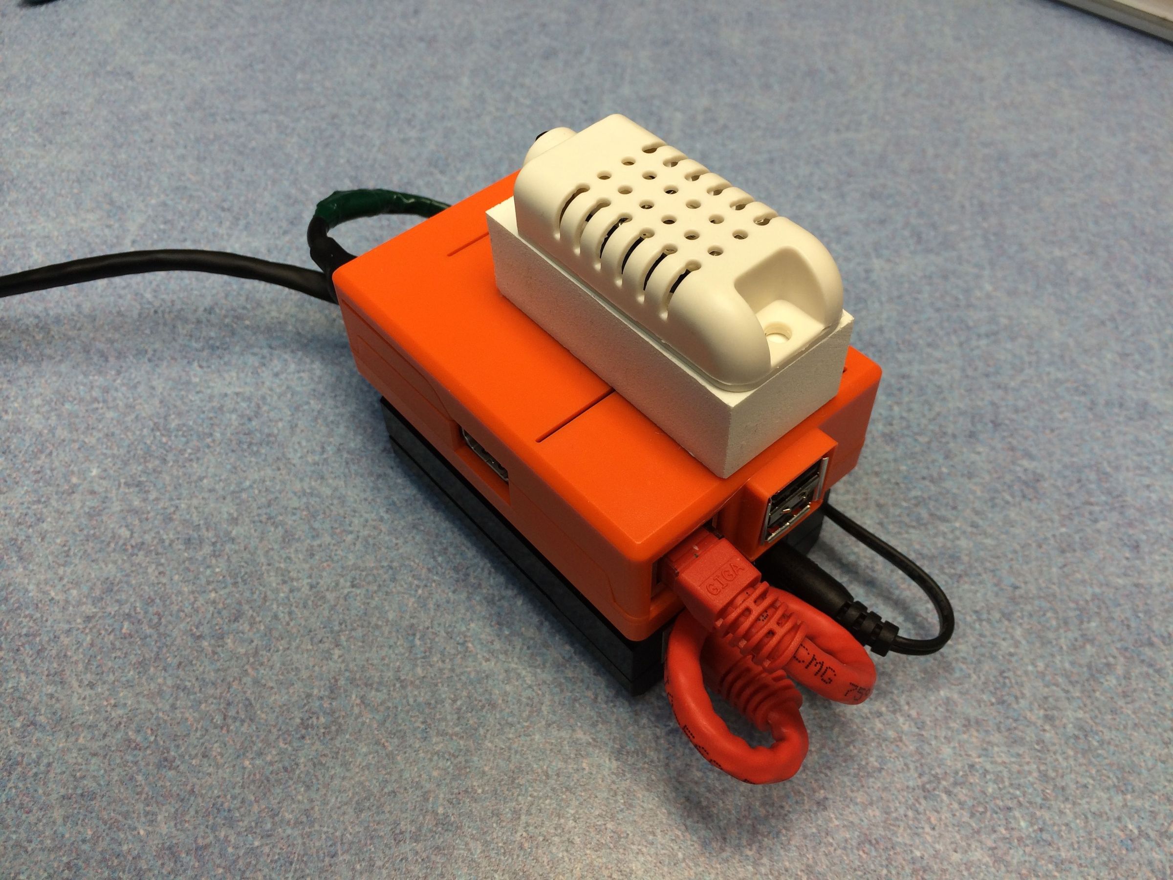 Raspberry Pi Temperature & Humidity Network Monitor 11 Steps (with