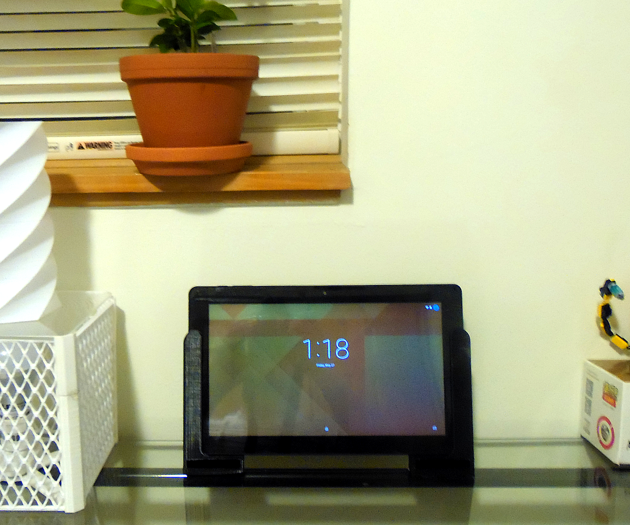 DIY guide for 3D Printed Tablet Speaker Amplifying Stand Handles with step-by-step instructions