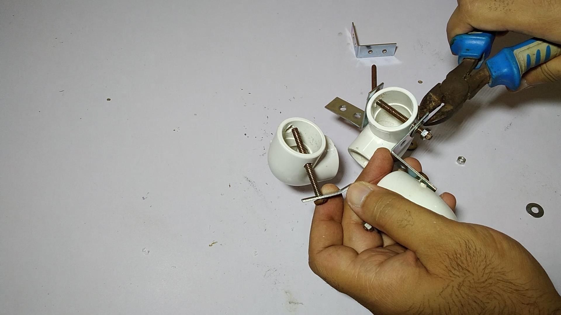 How to Make a Pvc Pipes Tripod and Light Stand 7 Steps (with Pictures
