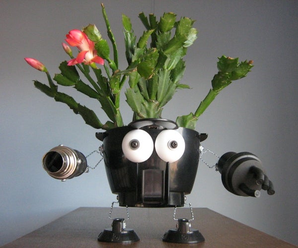 Make Robo-planters Re-using Home Junk