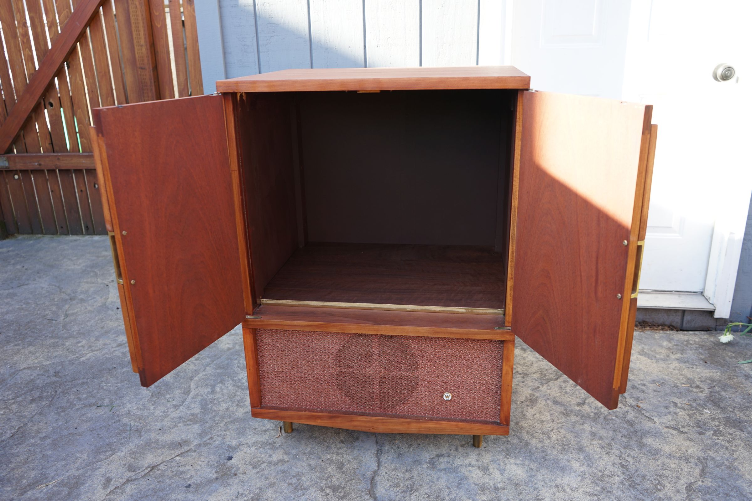 Turning Old TV Into a Bar Cart 10 Steps Instructables
