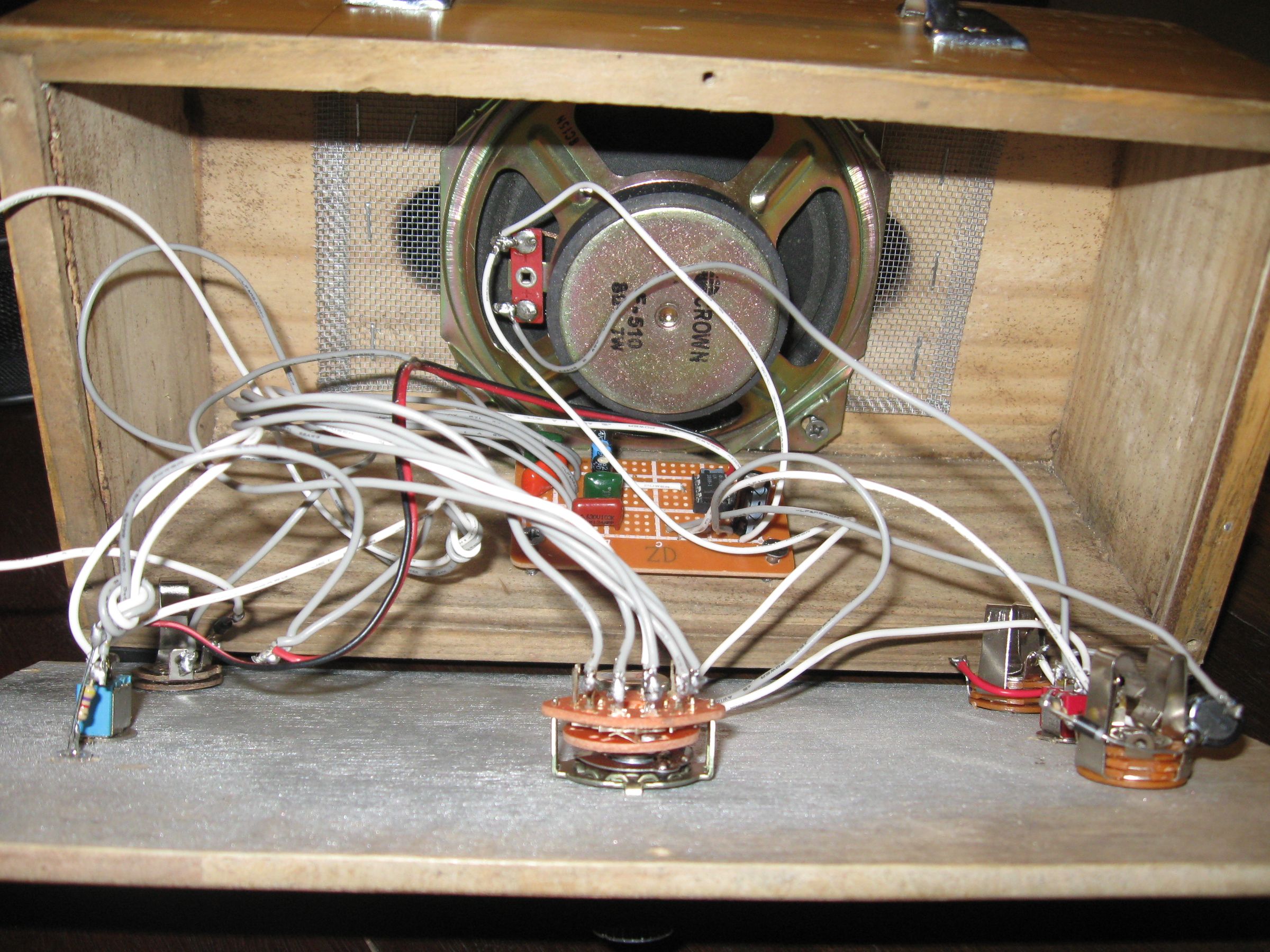HOMEMADE GUITAR AMP Instructables