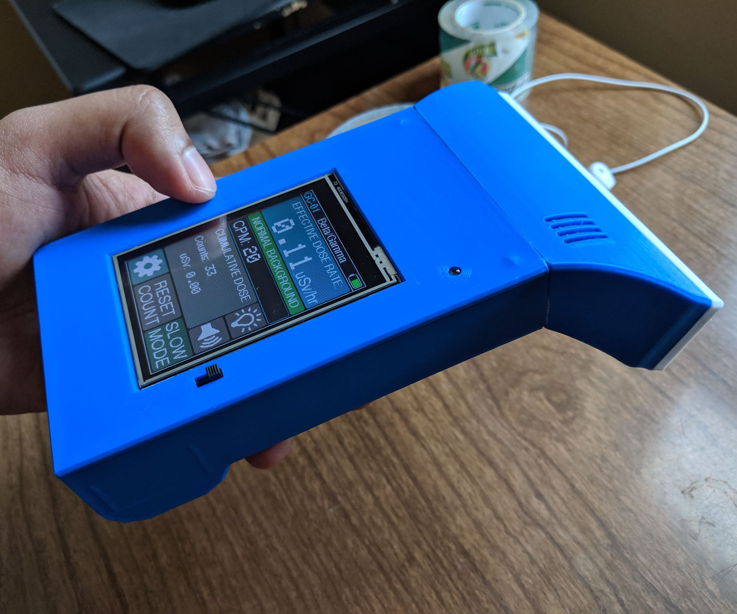 DIY Geiger Counter With an ESP8266 and a Touchscreen