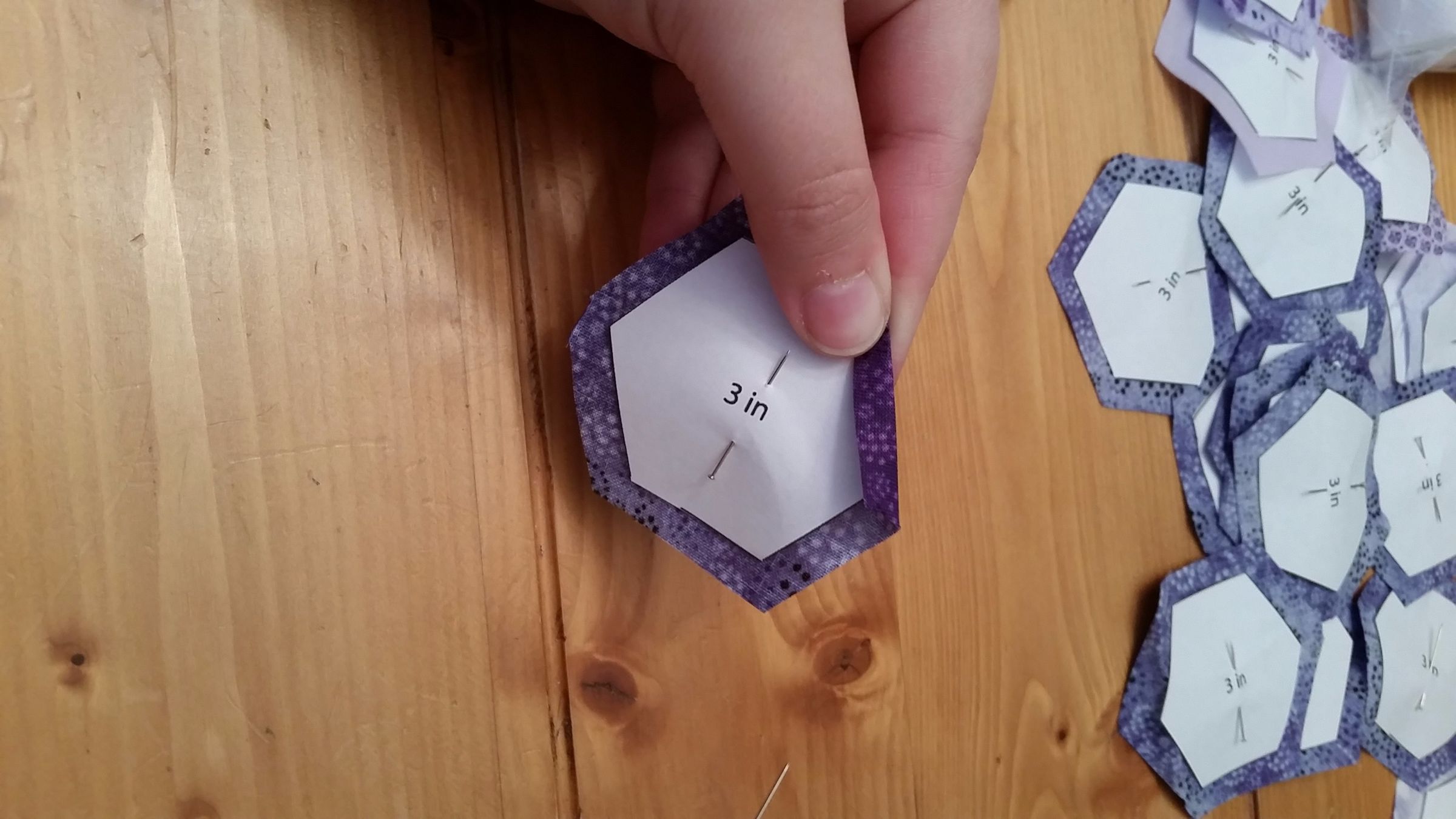 Hexagon English Paper Hand Piecing 8 Steps (with Pictures