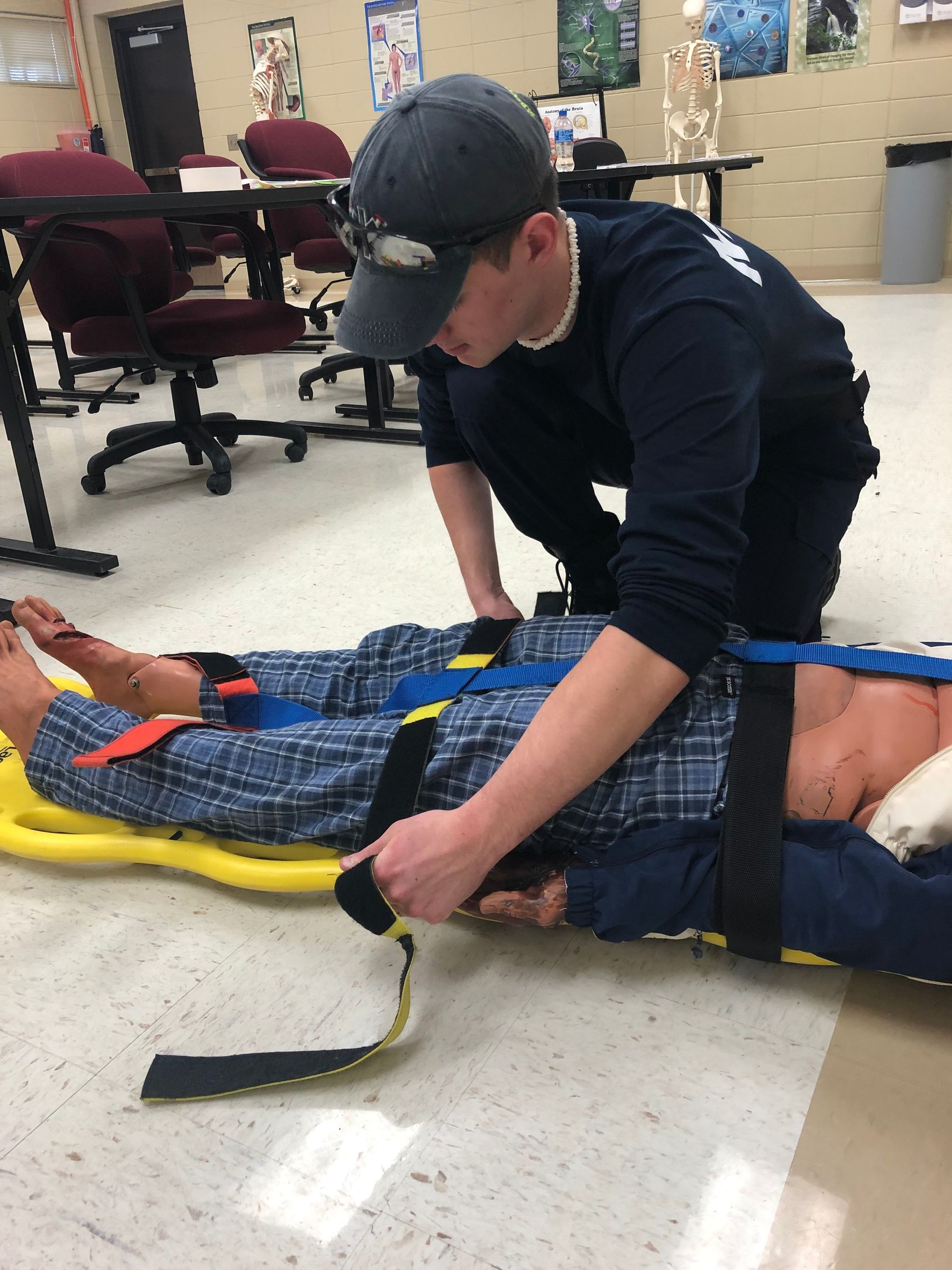 How to Backboard a Patient 5 Steps Instructables