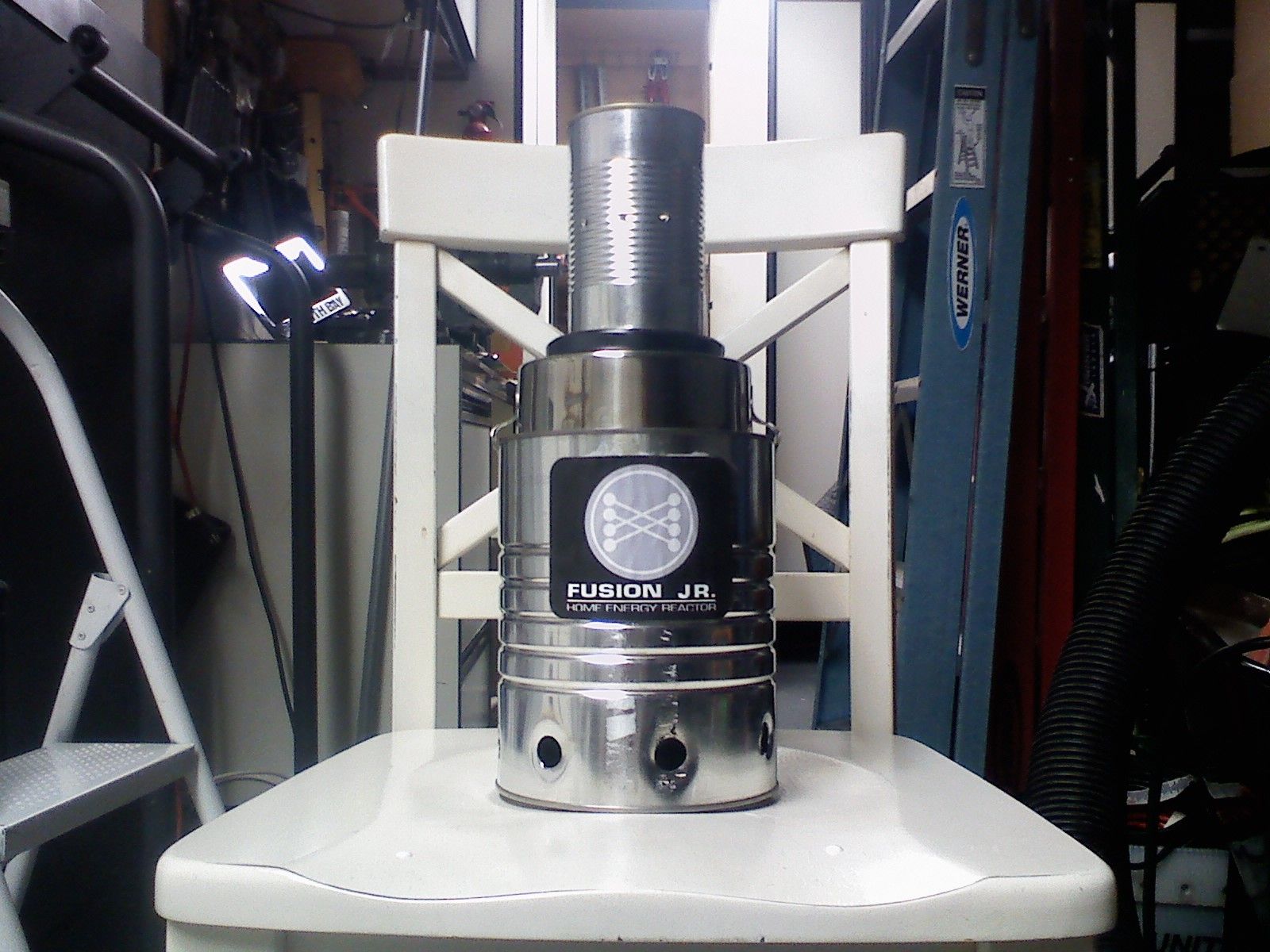 DIY guide for Fusion Jr. Home Energy Reactor with step-by-step instructions