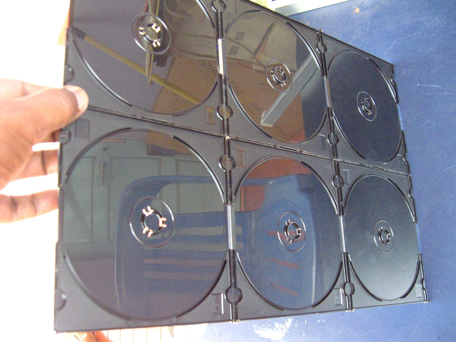 Desktop Organiser With Old CD Jewel Cases 9 Steps (with Pictures