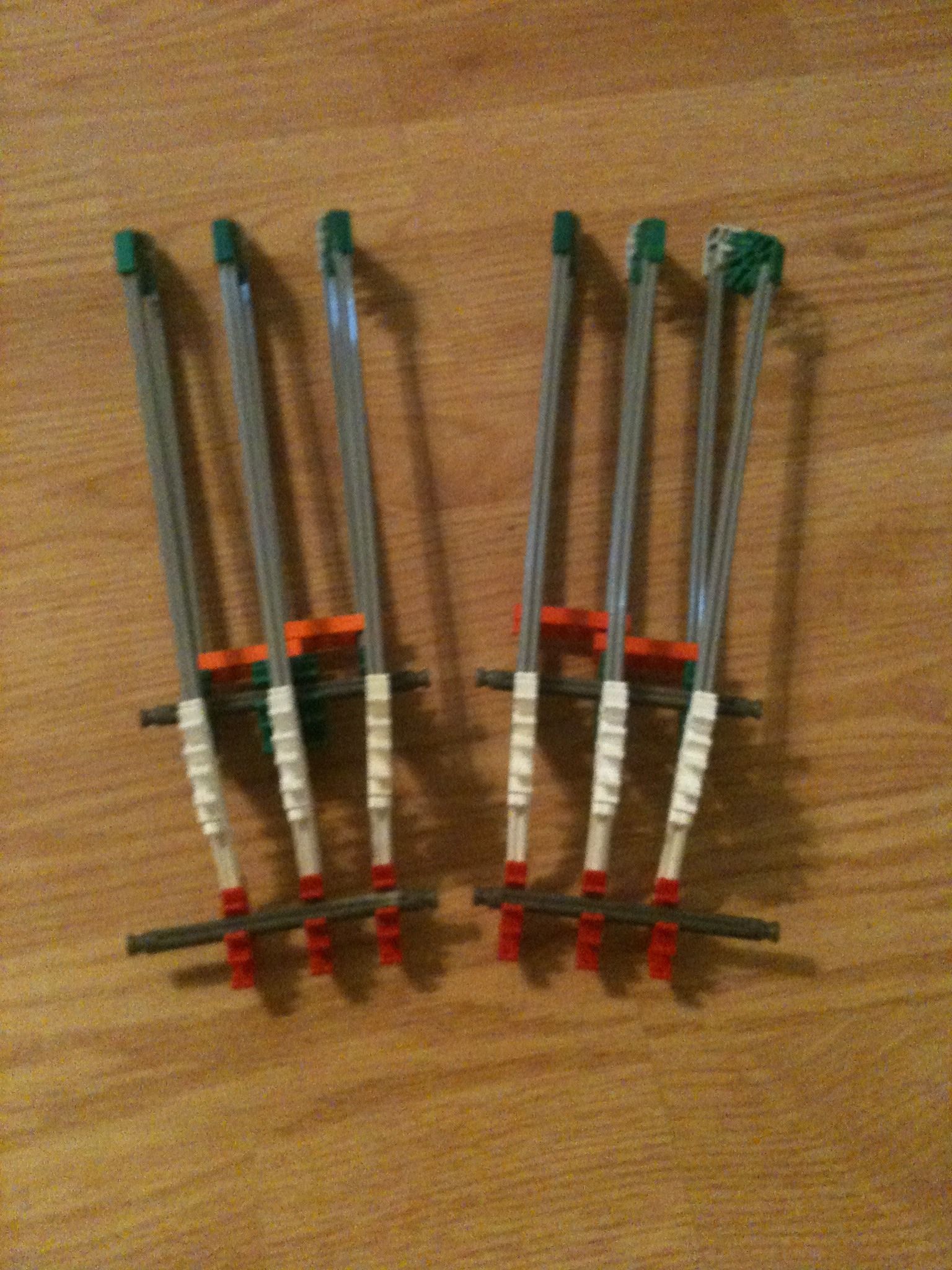 DIY guide for Knex Wolverine Claws with step-by-step instructions