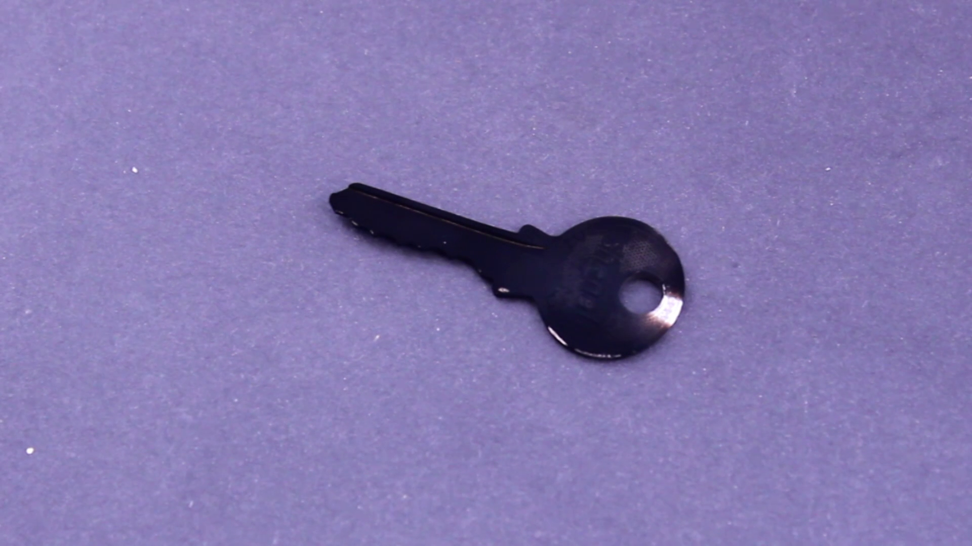 Make Emergency Metal Spare Key With 9V Battery or Coca Cola Cap