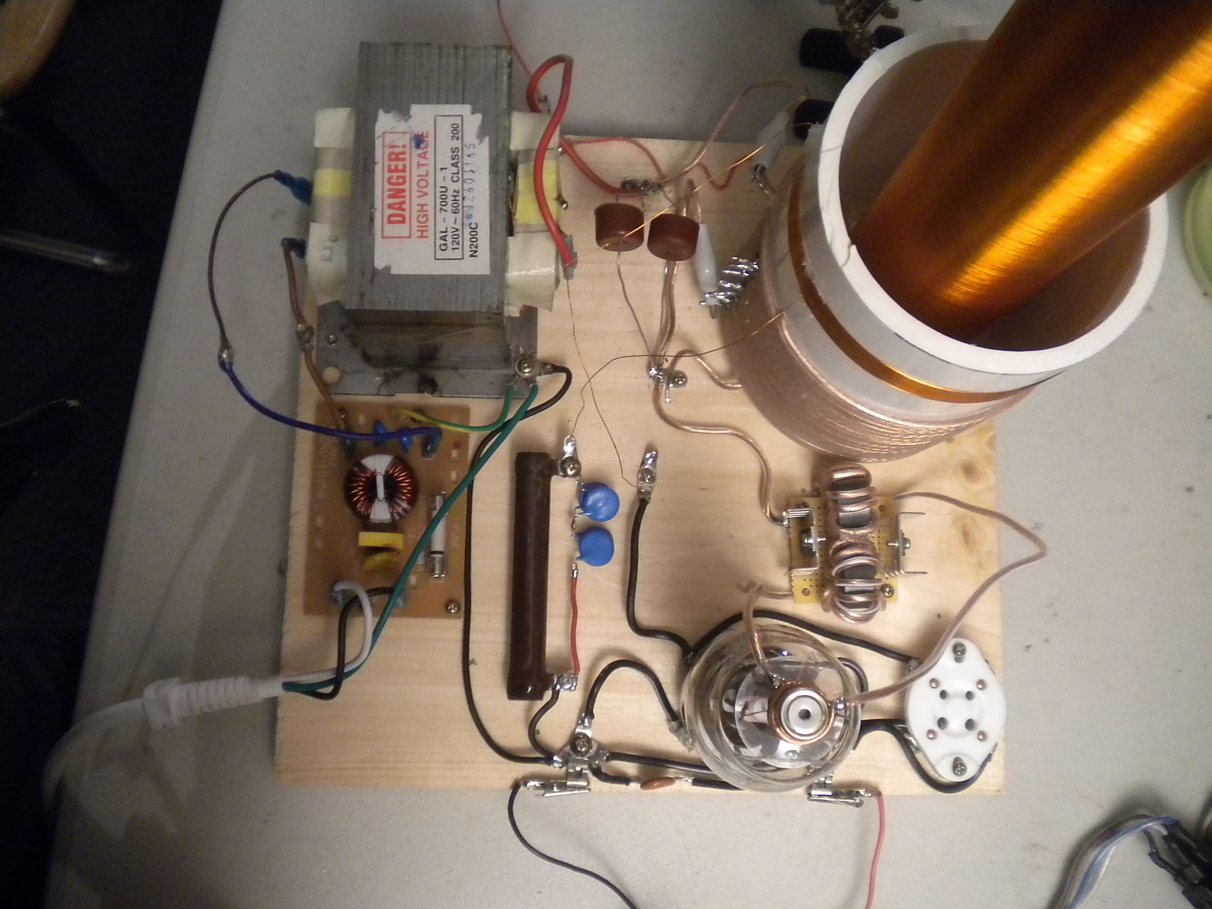 How to Build a Vacuum Tube Tesla Coil (VTTC) 10 Steps (with Pictures) Instructables