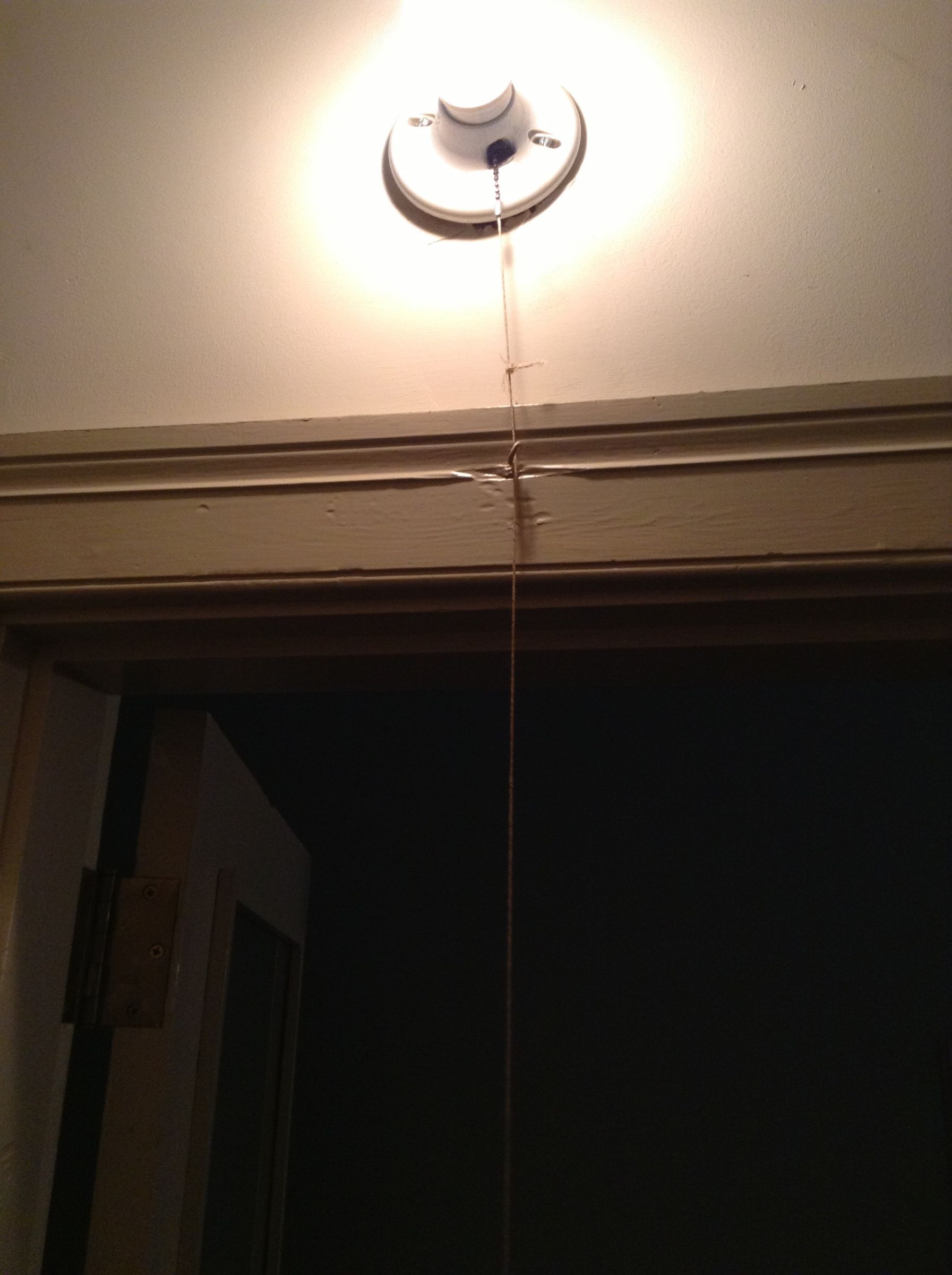Pull String Light Decor 5 Steps Instructables