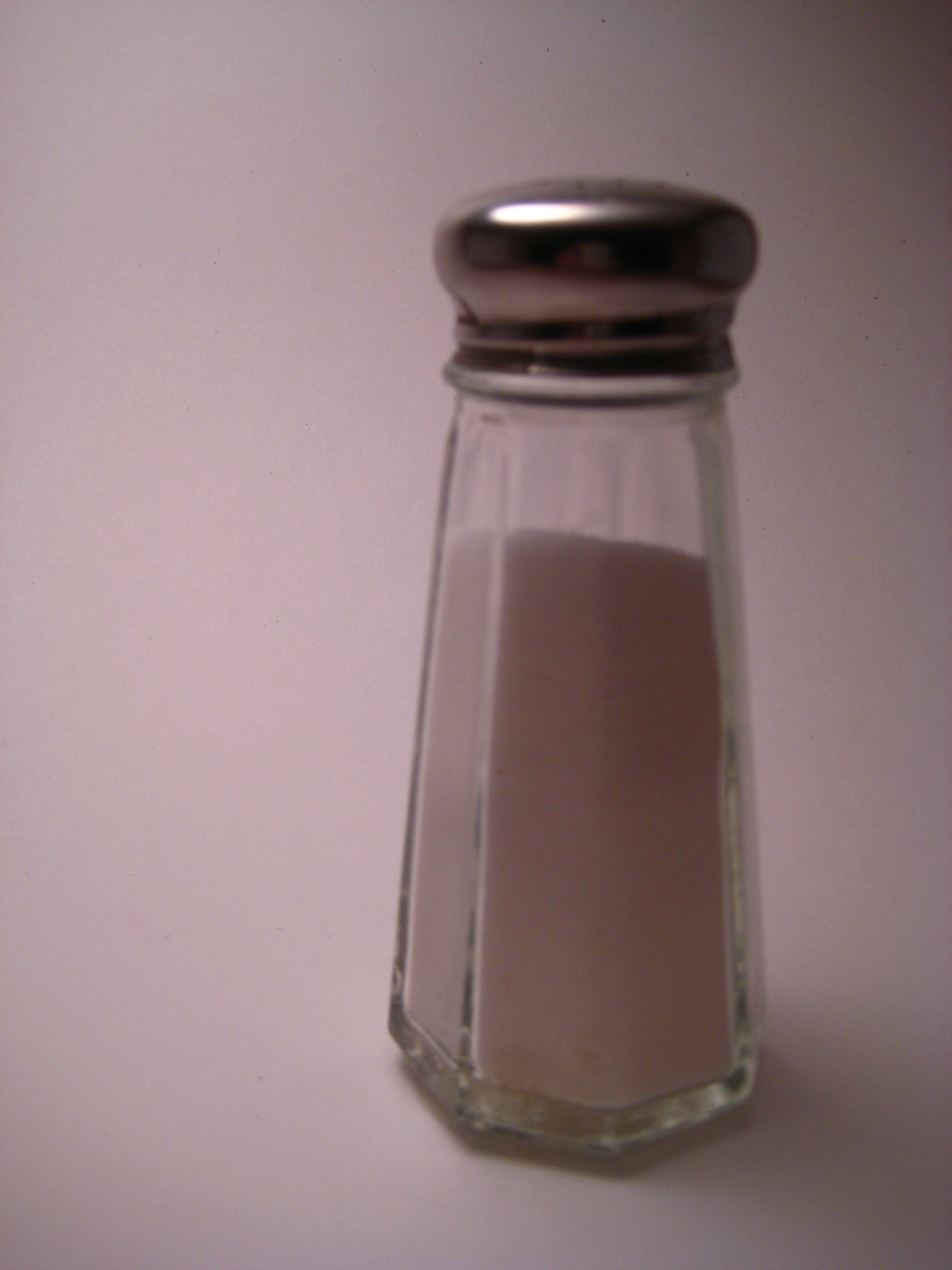 How to Balance a Salt Shaker 3 Steps (with Pictures) Instructables