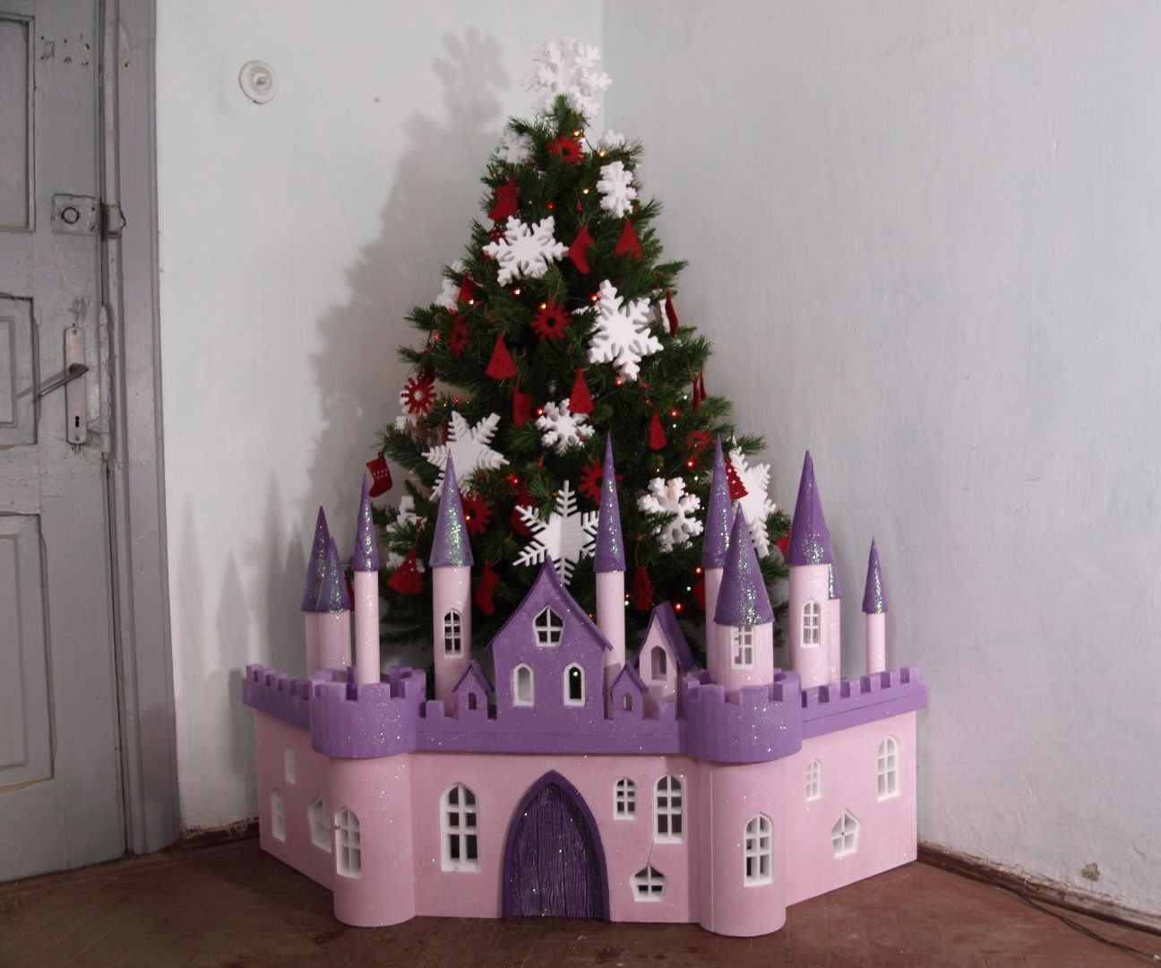 christmas tree princess castle - diy 3d puzzle DIY Project DIY Project Image