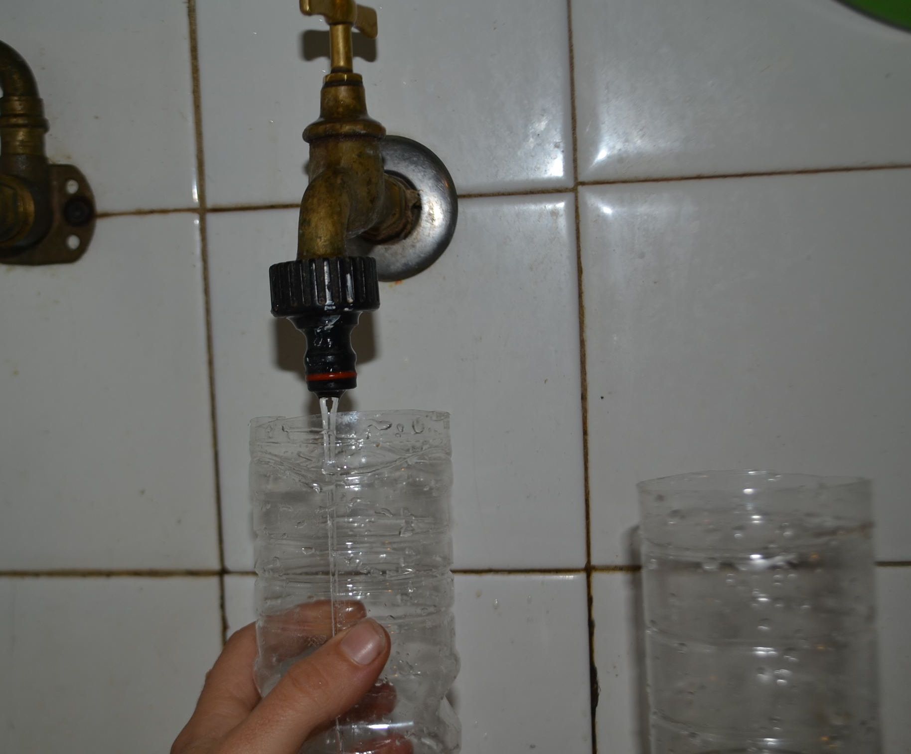 WATER TUBE LEVEL (from Scraps) 6 Steps (with Pictures) Instructables