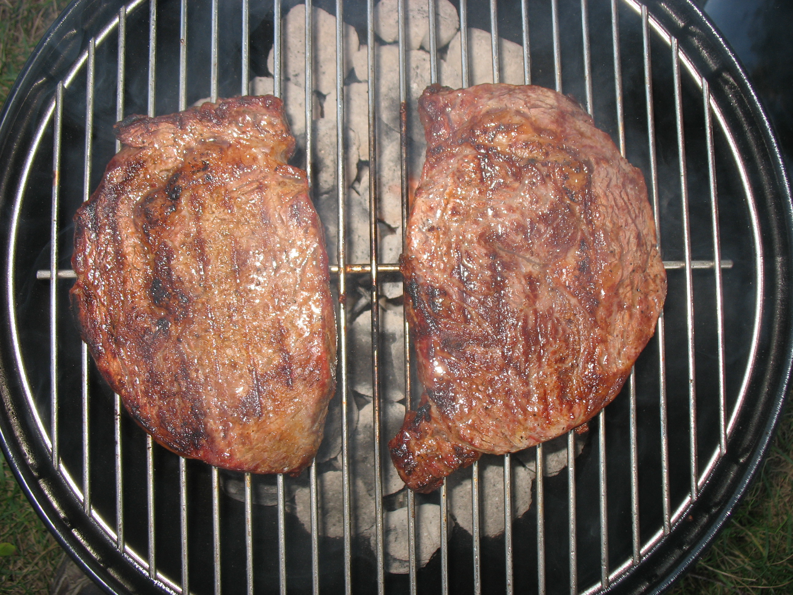 Cooking the Perfect Steak on Charcoal Grill 5 Steps Instructables