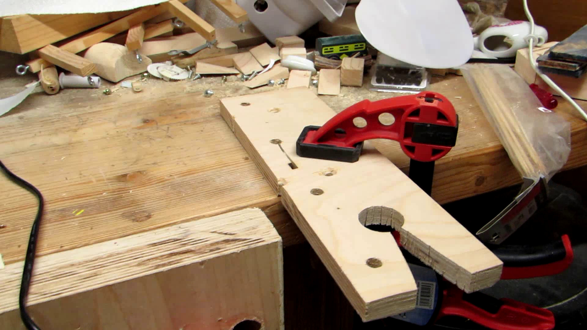 Simple Fret Saw Support : 4 Steps 