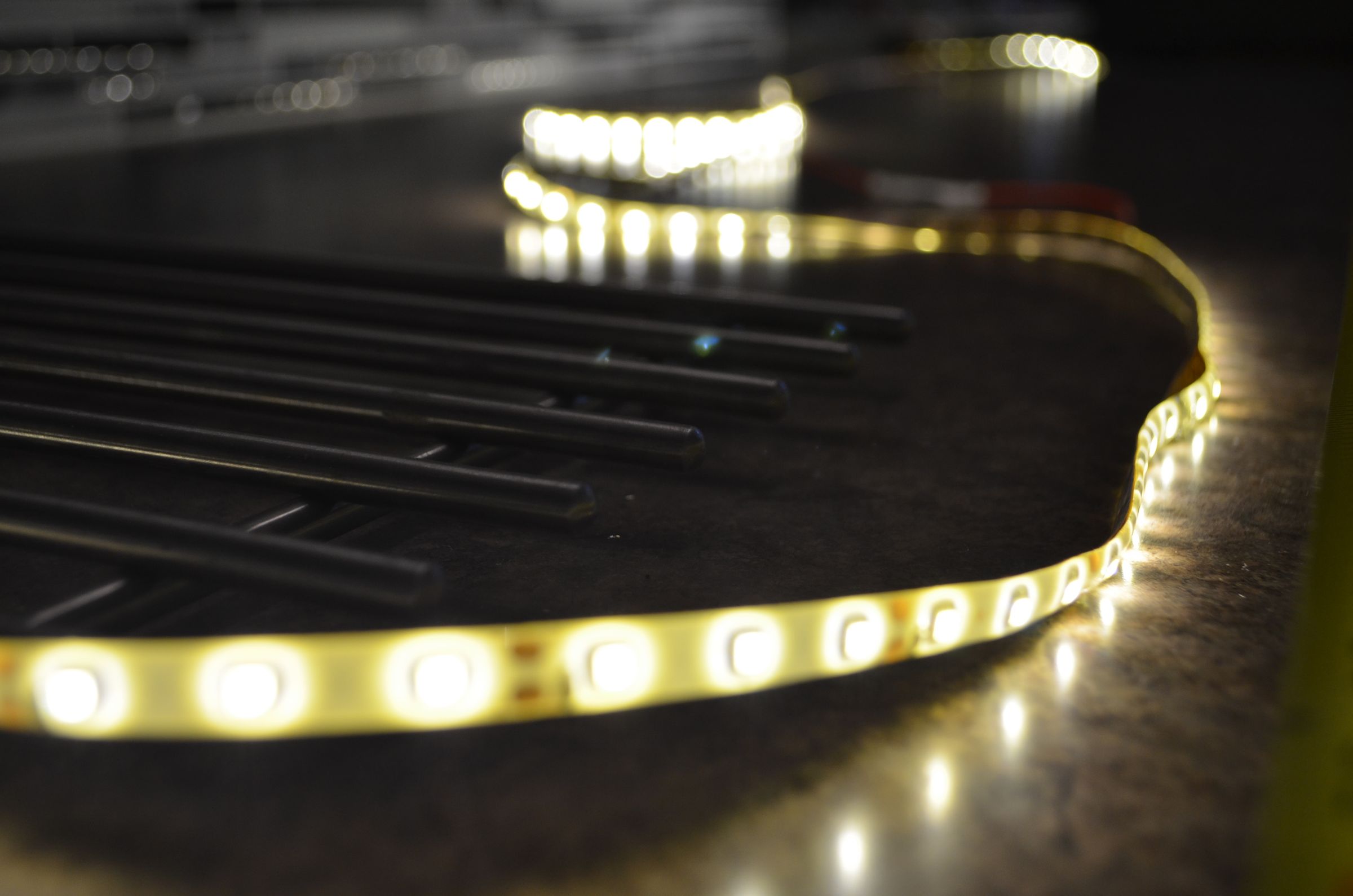 LED Tape Under Lighting No Soldering! 9 Steps (with
