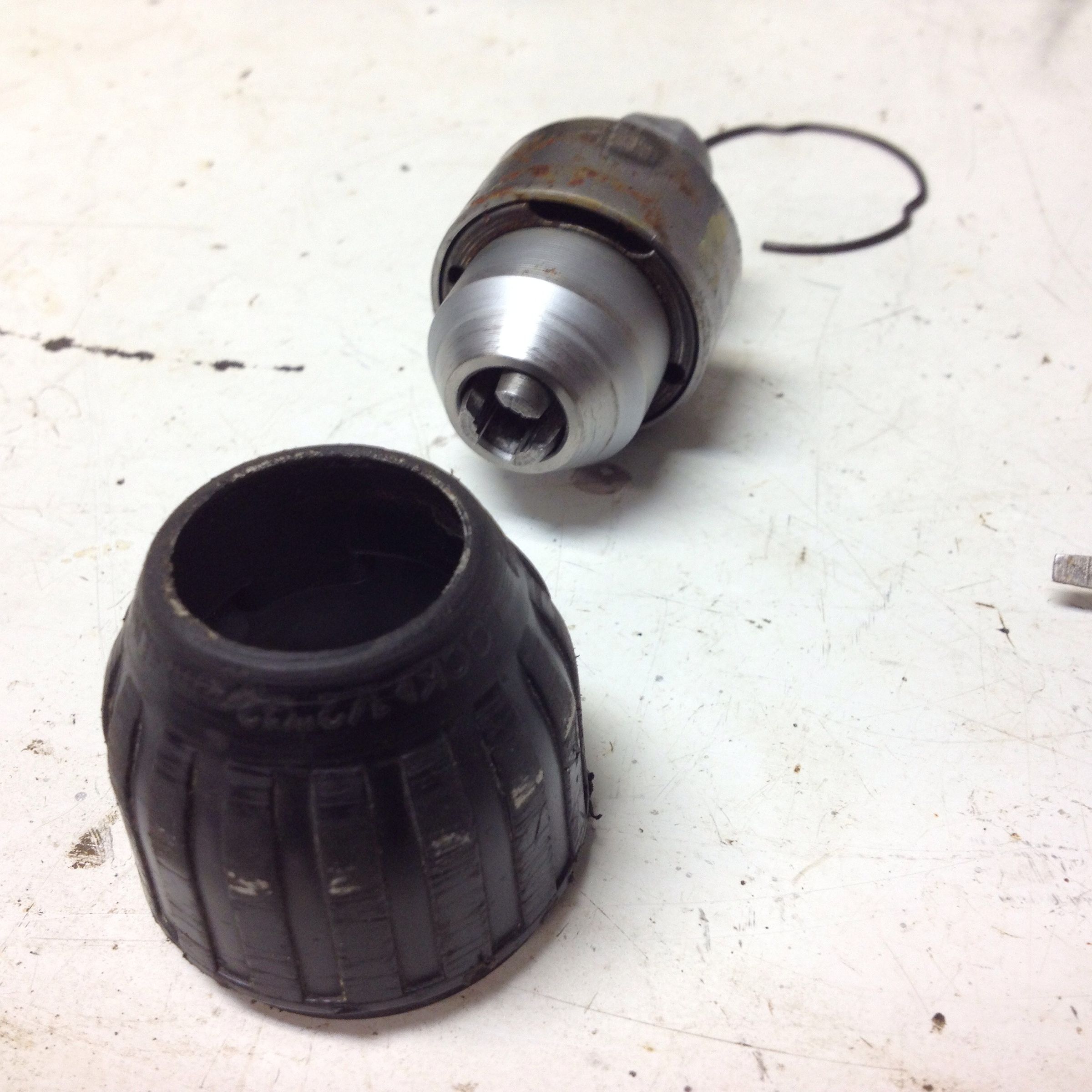 How to Disassemble a Keyless Drill Chuck 9 Steps (with Pictures