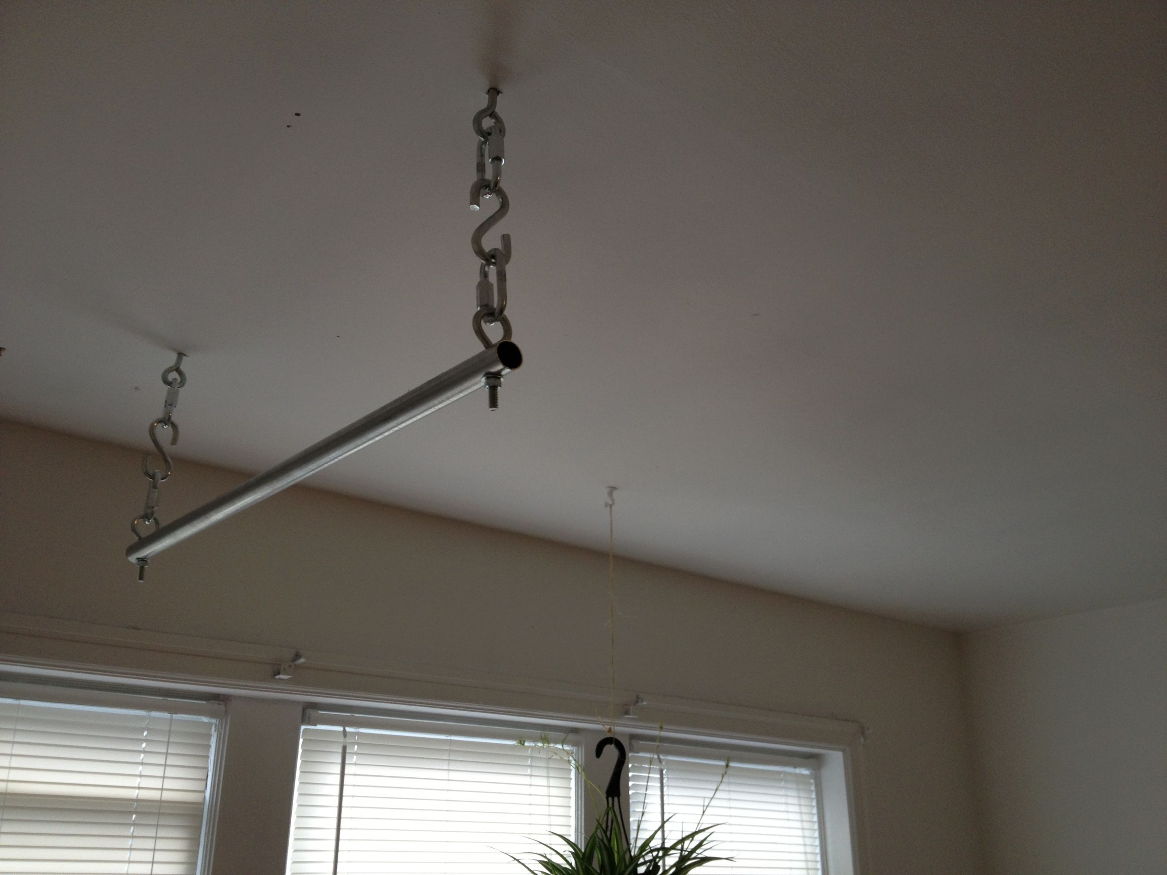 Ceiling Mounted Pullup Bar 4 Steps Instructables