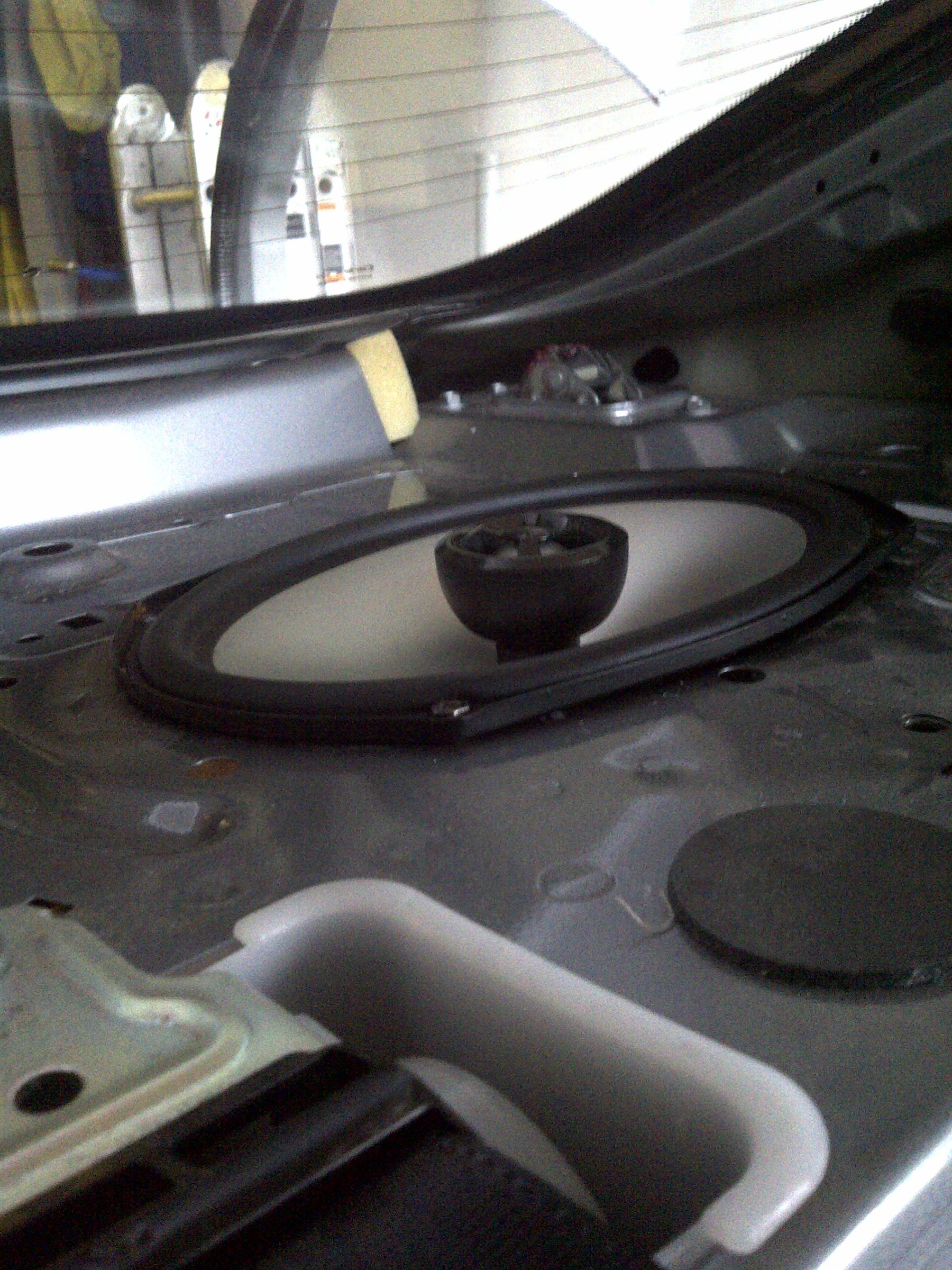 Replace Rear Nissan Altima Speakers 7 Steps Instructables