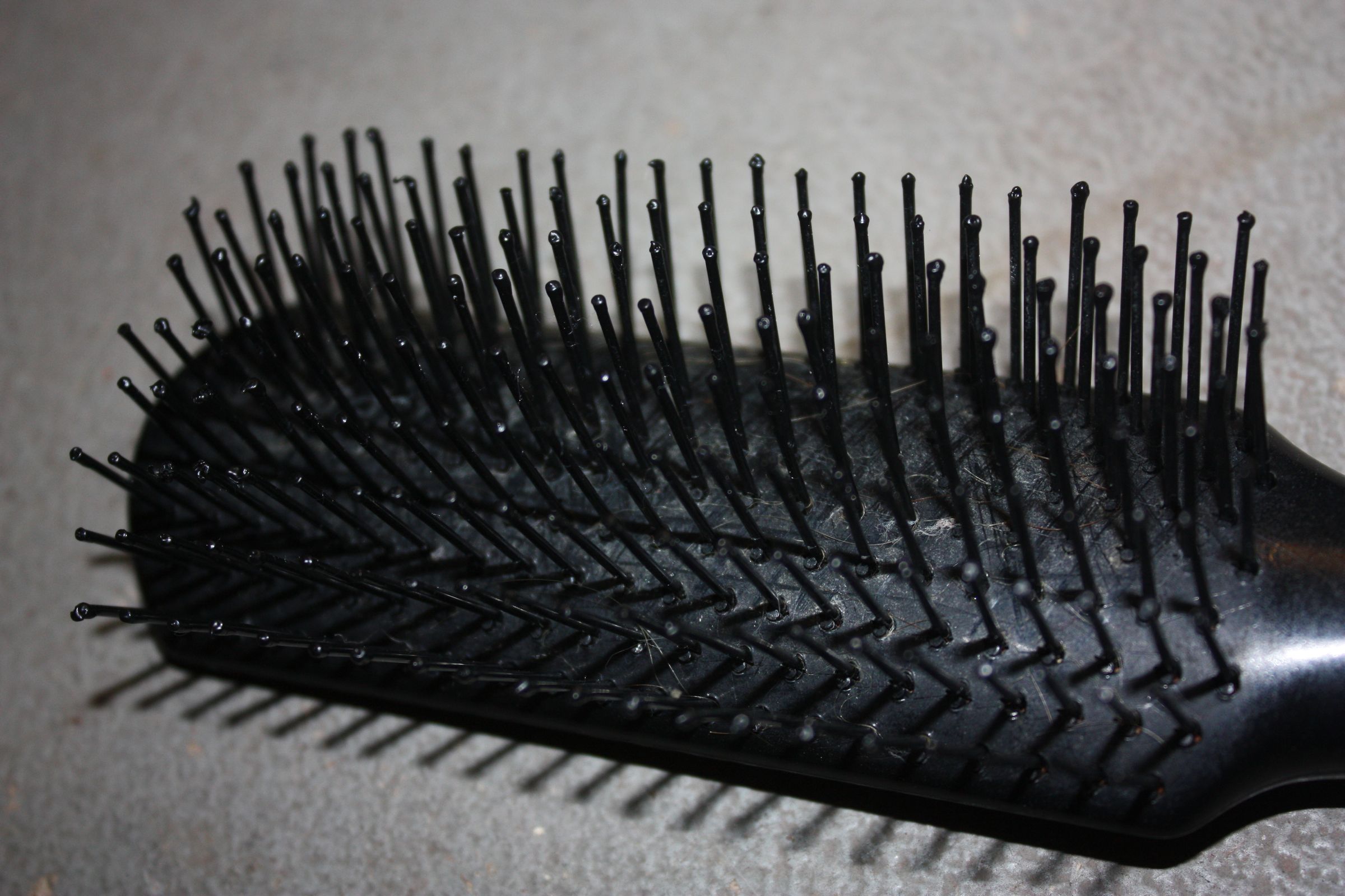 Fix Up an Old Hair Brush With Plasti Dip 7 Steps Instructables