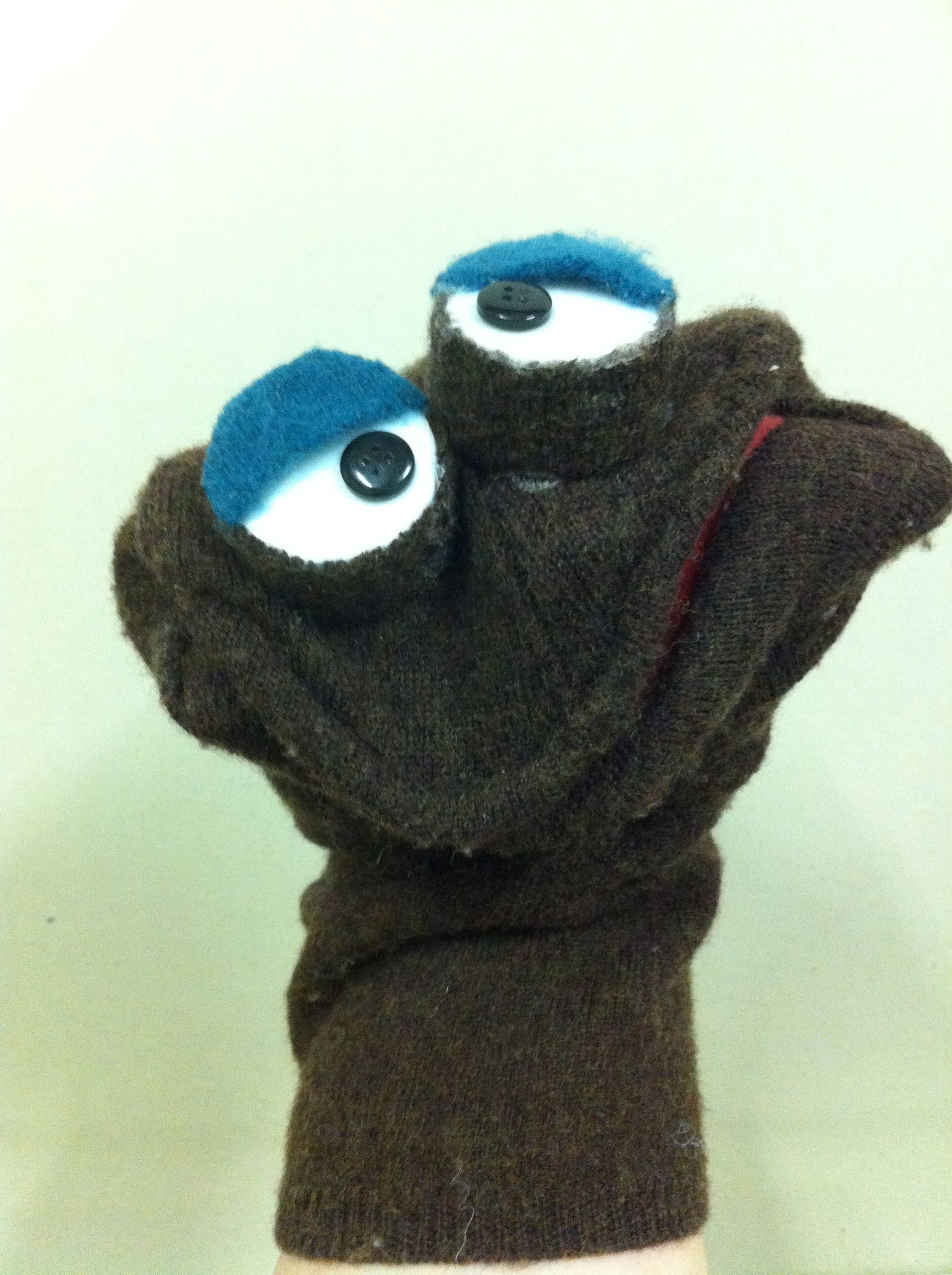 Simple Sweater Puppet 6 Steps Instructables