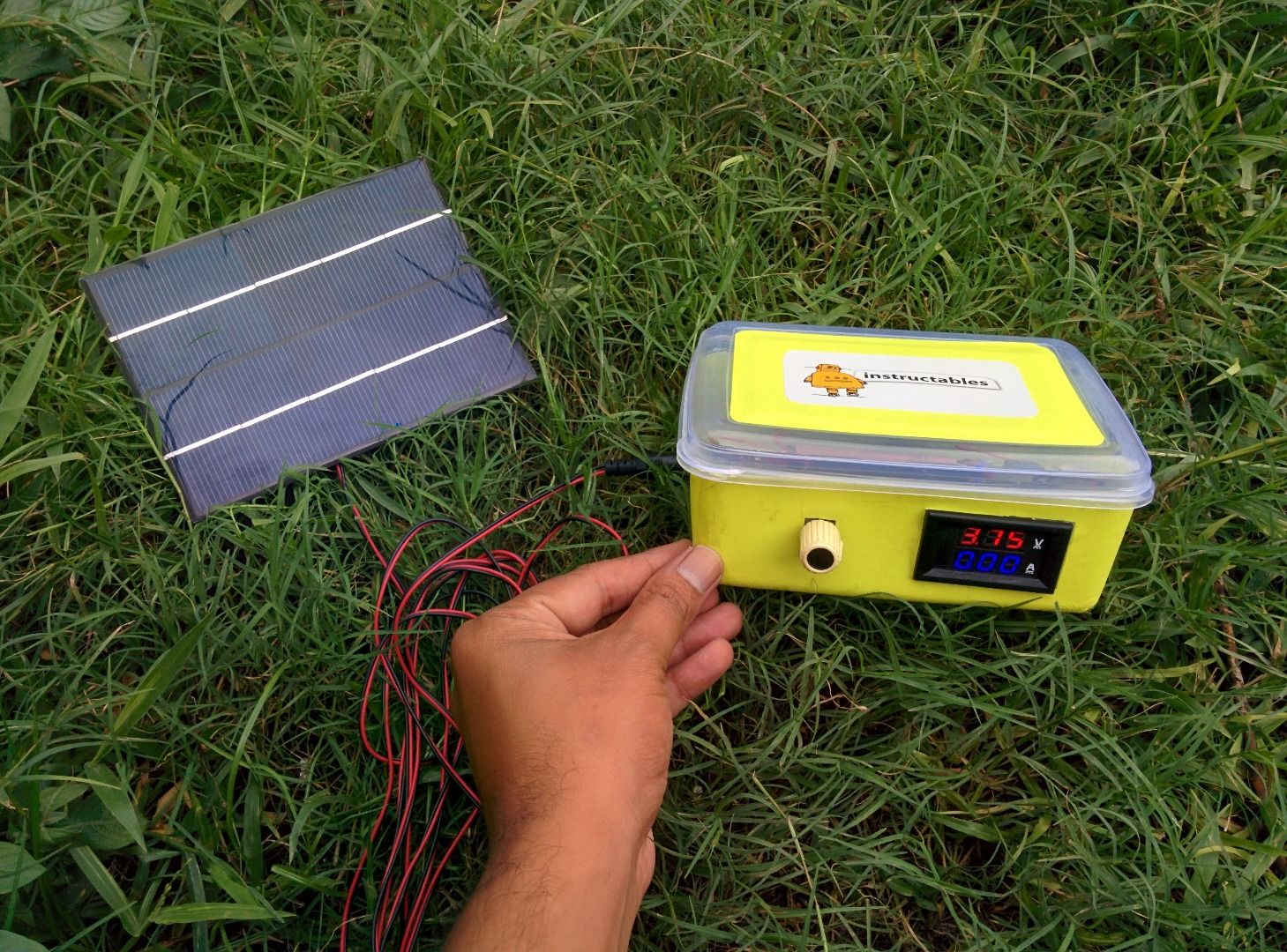 DIY SOLAR LI ION/ LIPO BATTERY CHARGER 13 Steps (with Pictures