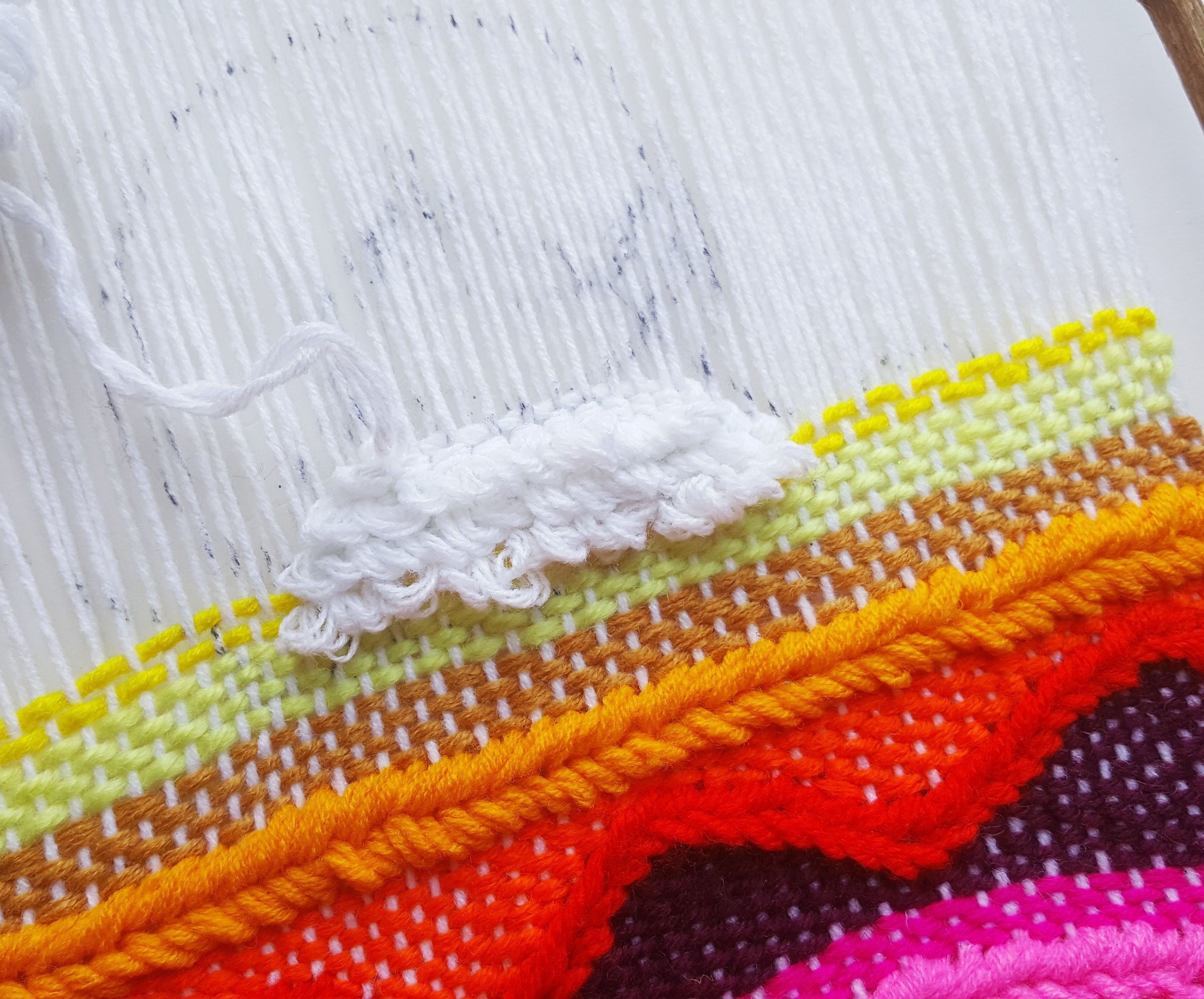 DIY Tapestry Weaving on Twig Frame 11 Steps (with Pictures