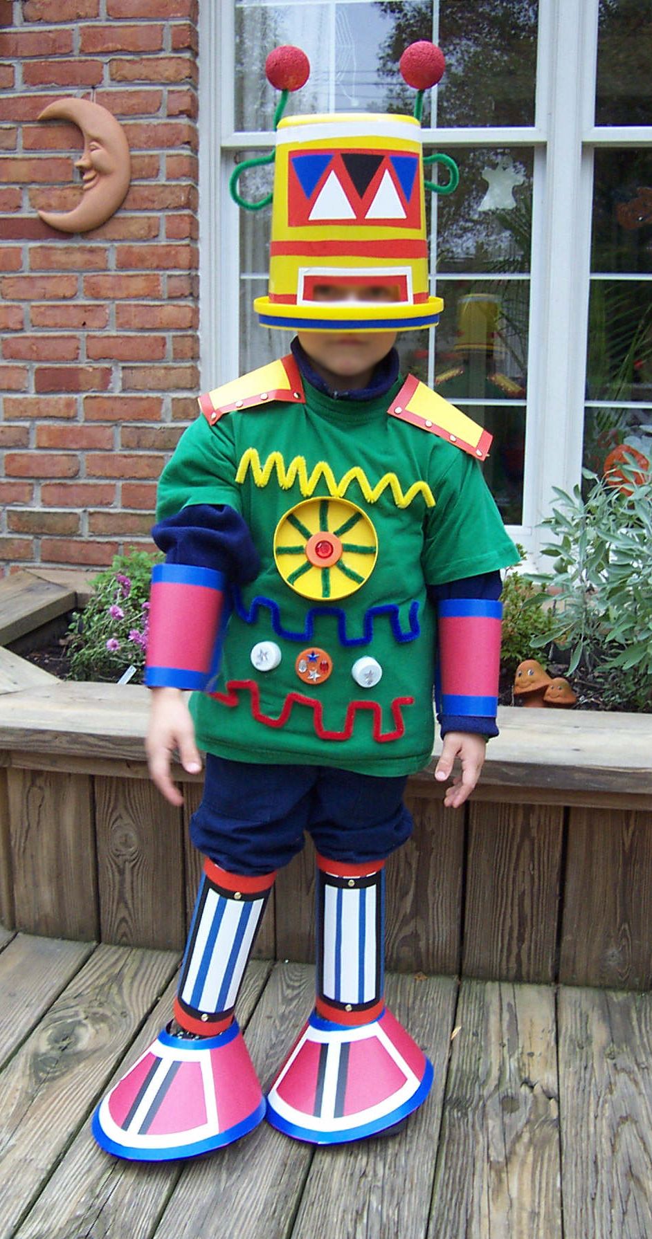DIY guide for Space Robot Children's Halloween Costume - (Full-Body) with step-by-step instructions