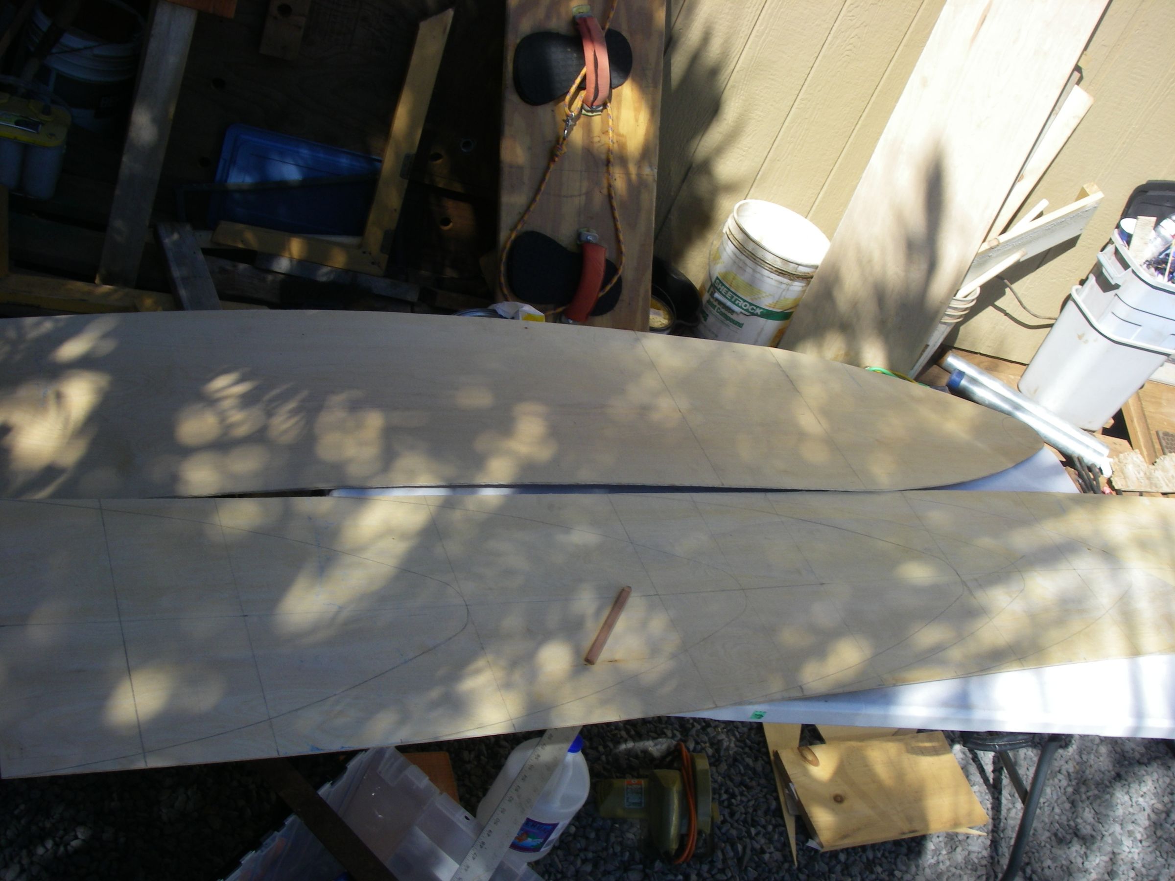 SkinOnFrame Outrigger Sailing Canoe. Chapter 1 Deck, Keel and