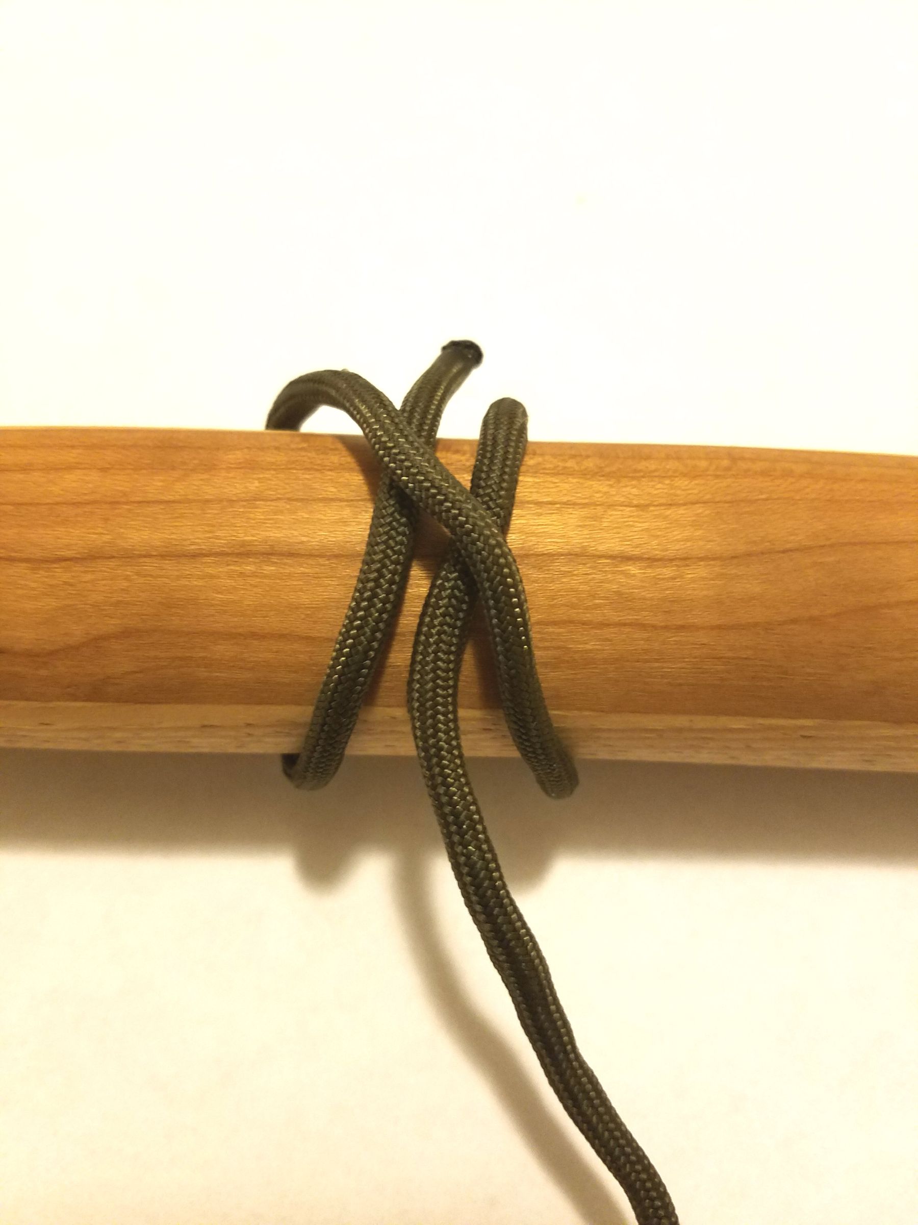 View of Basic Knots for Beginners : 6 Steps (with Pictures) - Instructables