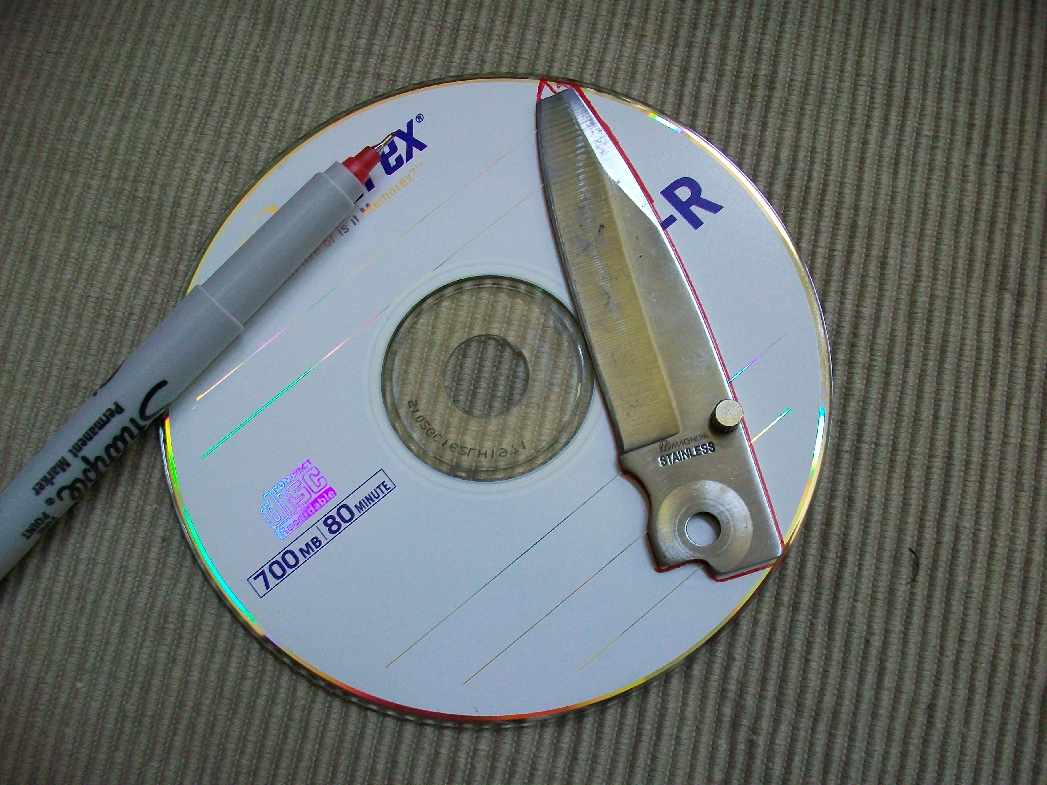 Make a Realistic Prop/Fake Knife 6 Steps Instructables