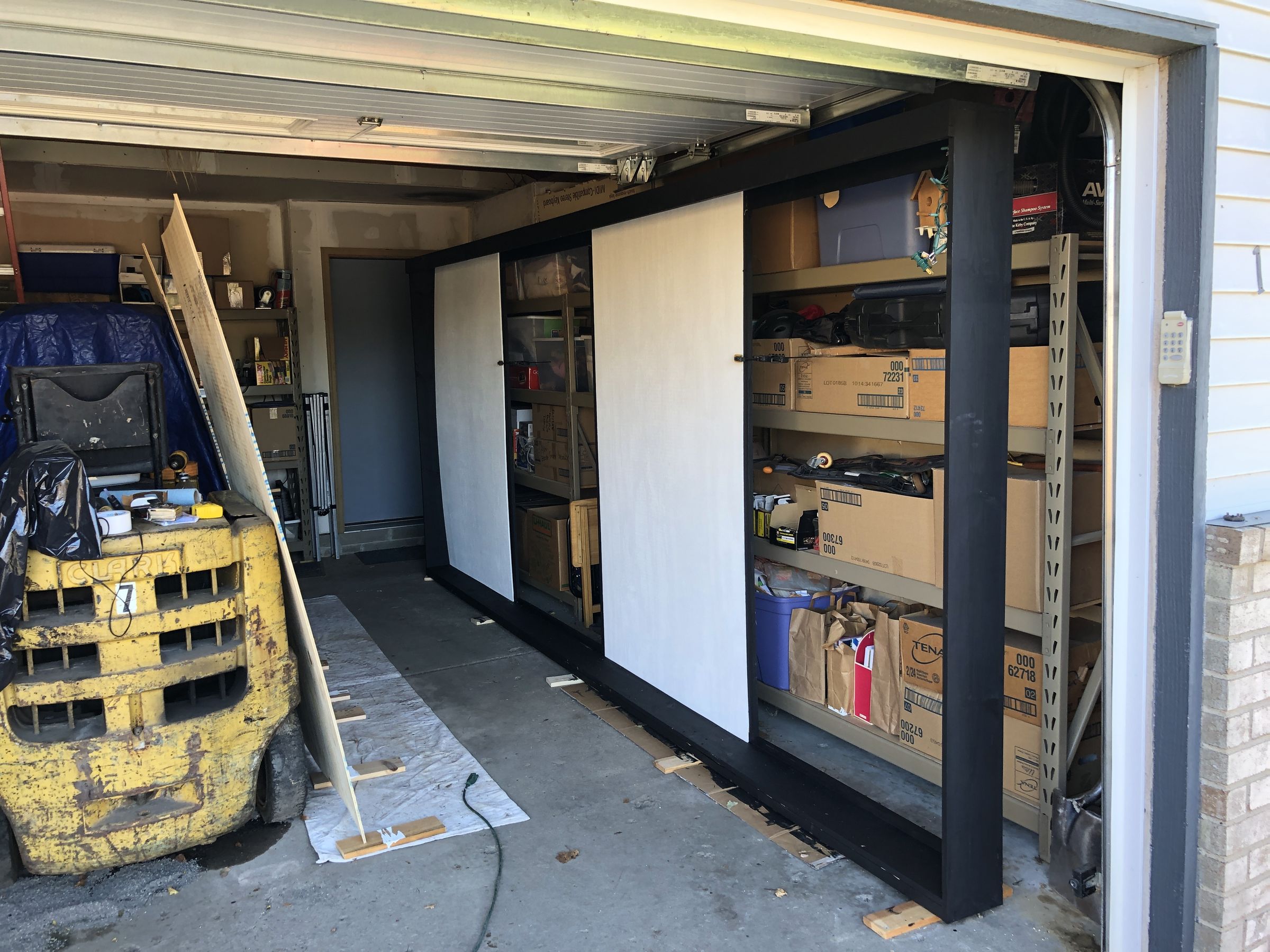 Halloween Silhouette for a Large Garage Door : 6 Steps (with Pictures ...